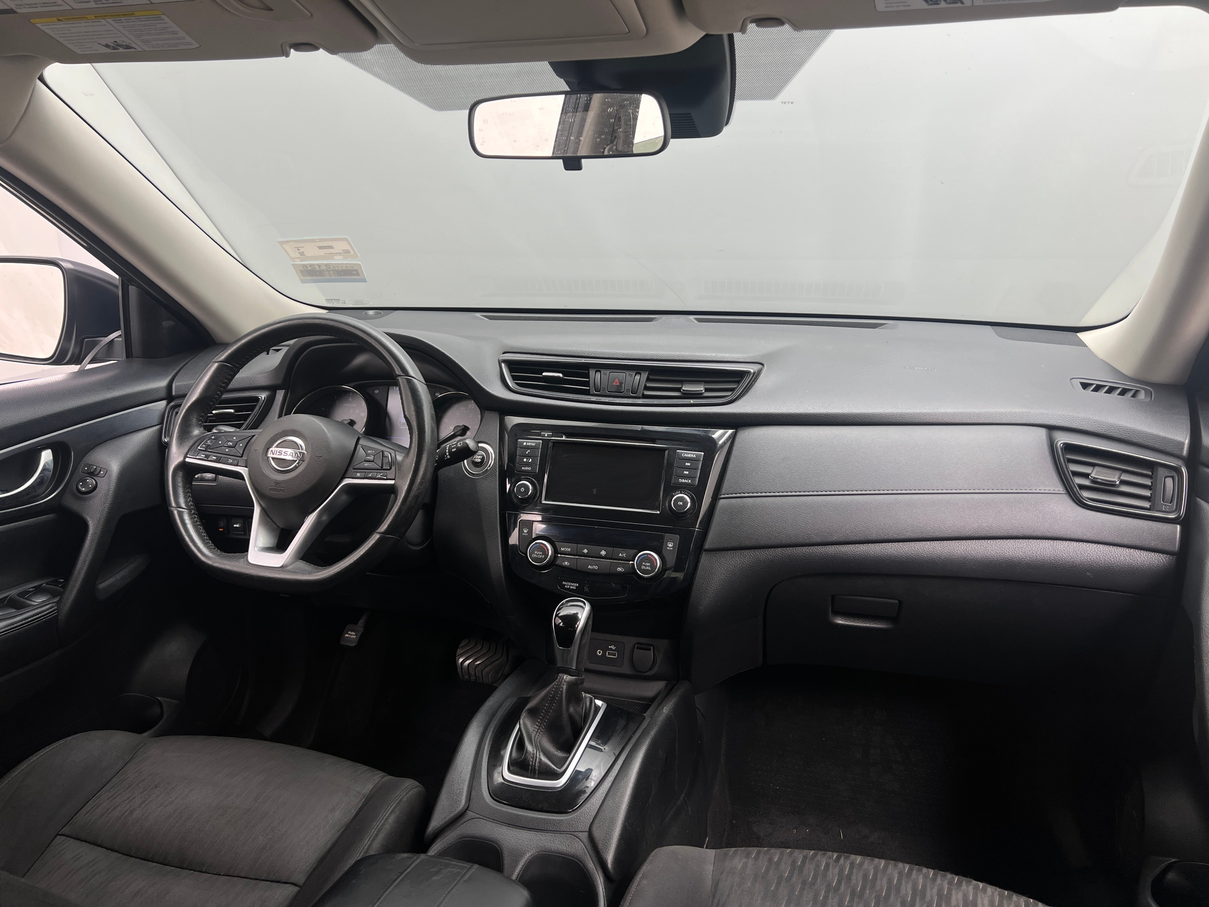 2020 Nissan Rogue SV 3