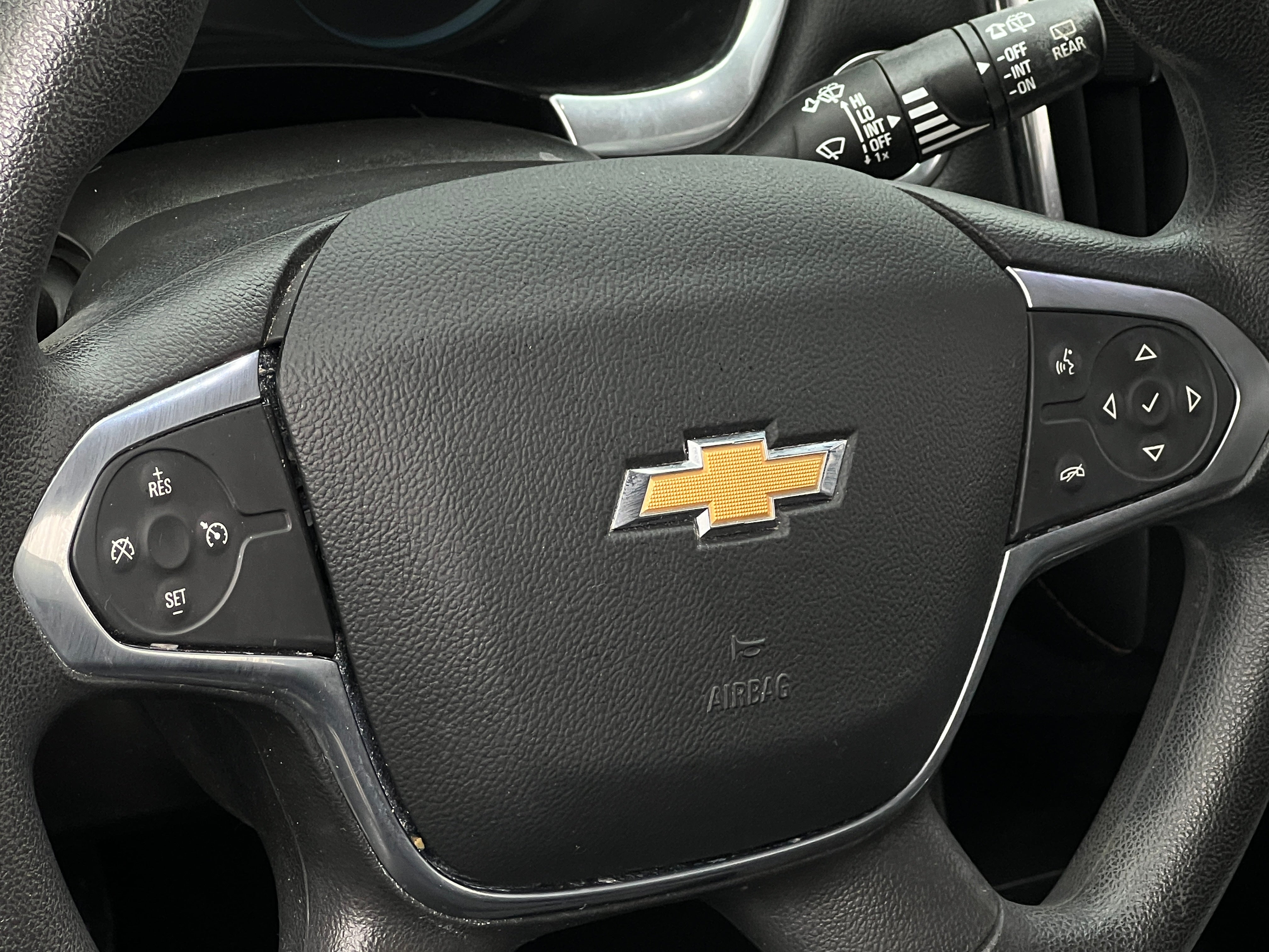2021 Chevrolet Traverse LS 5