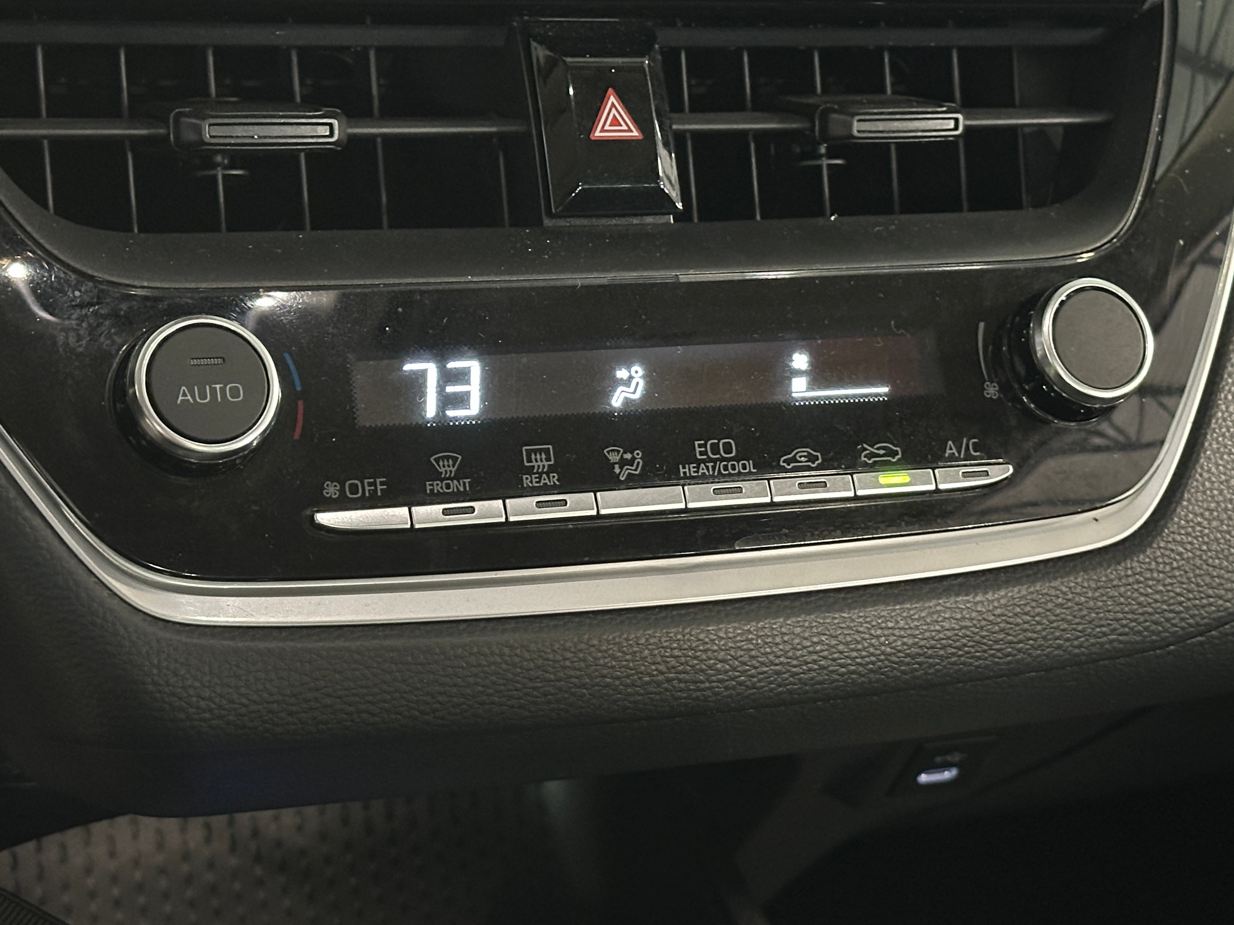 2024 Toyota Corolla LE 4