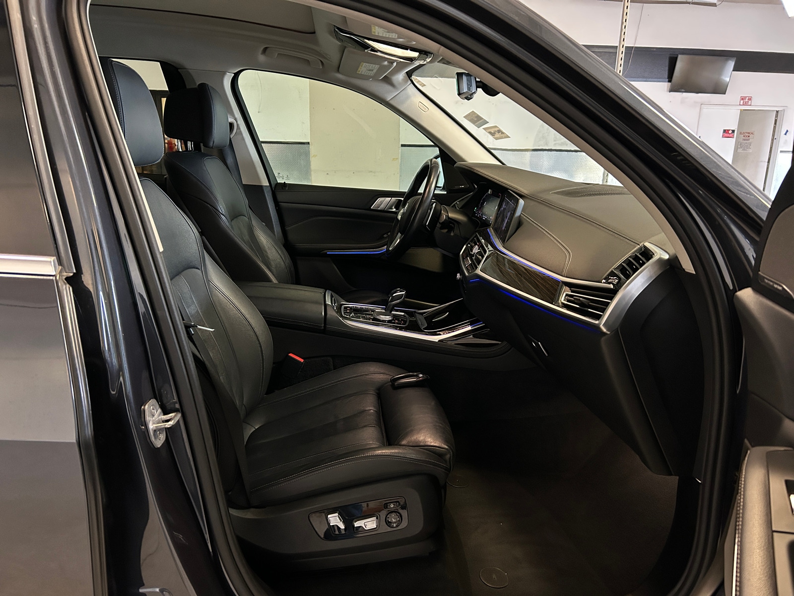 Thumbnail: 2019 BMW X7 - 2