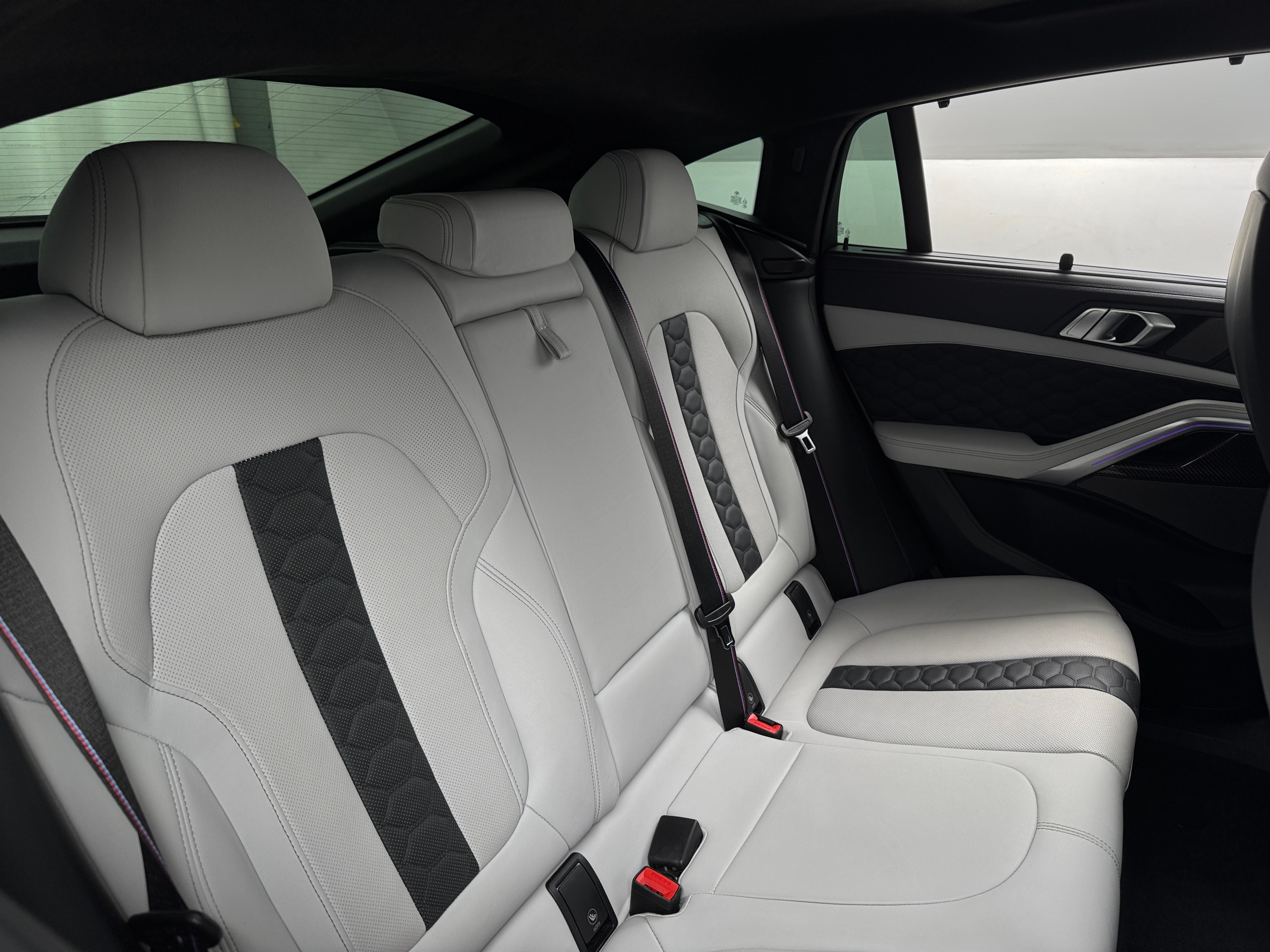 2022 BMW X6 M 5