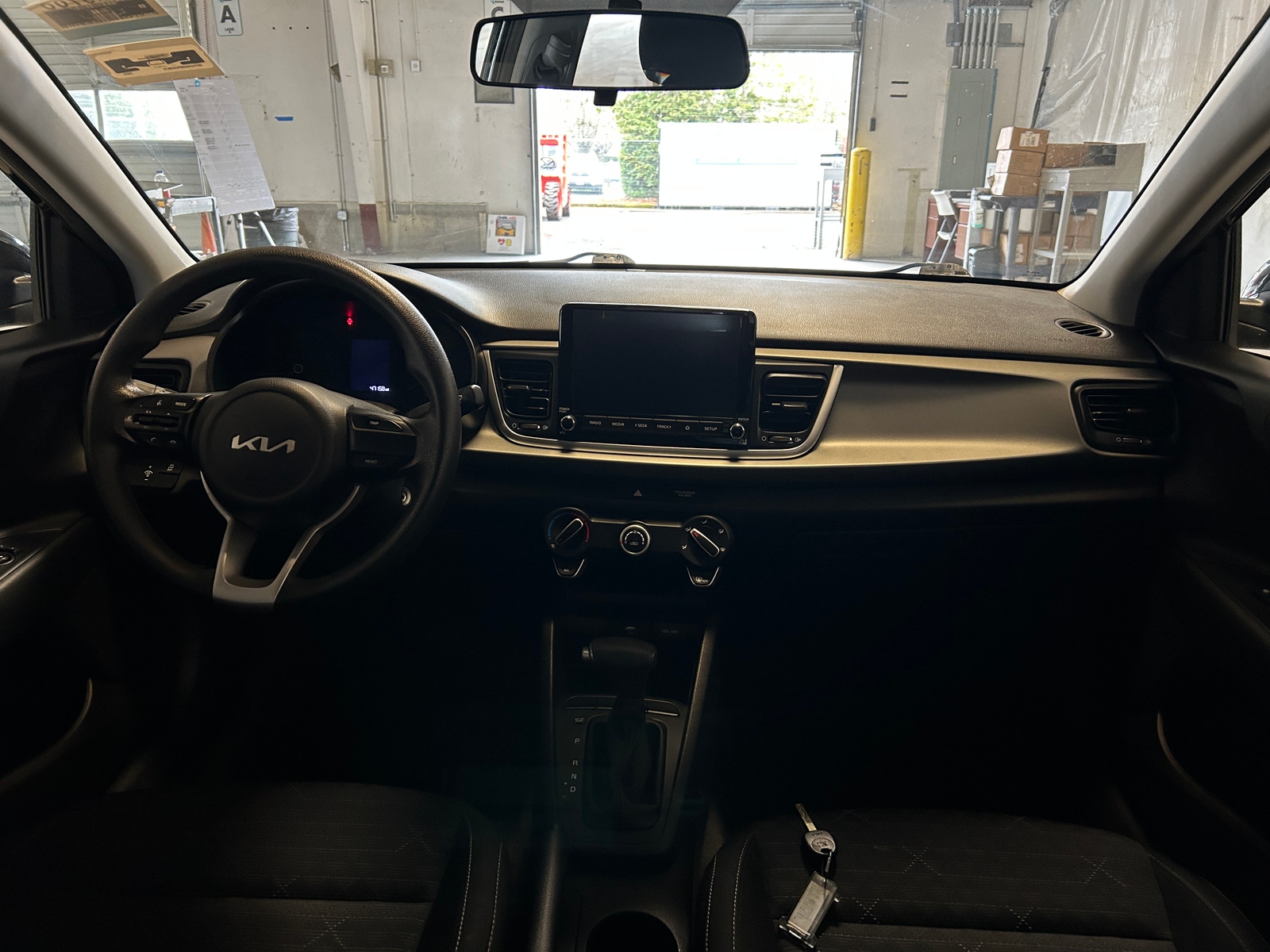Thumbnail: 2023 Kia Rio - 3