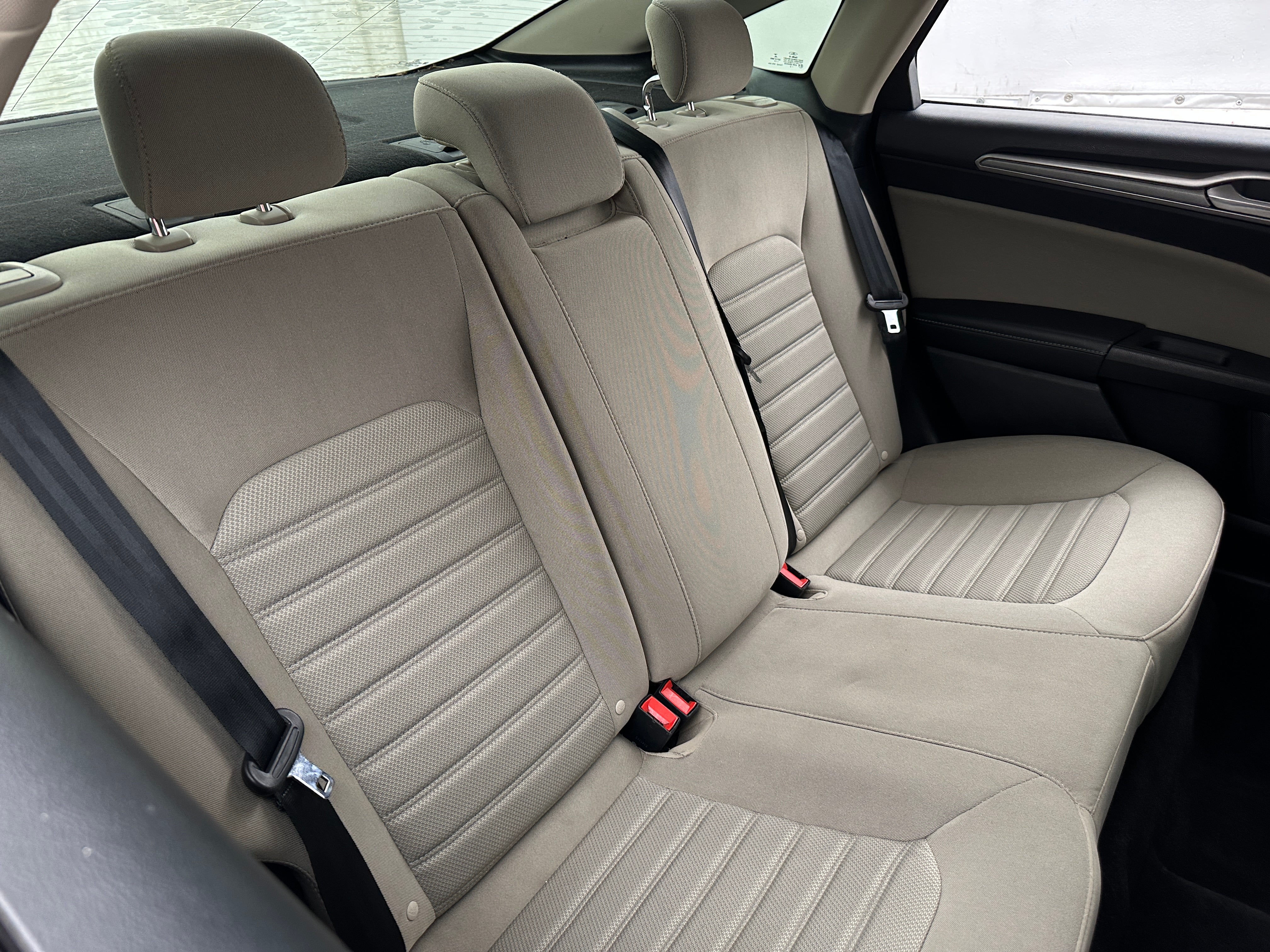2019 Ford Fusion S 6