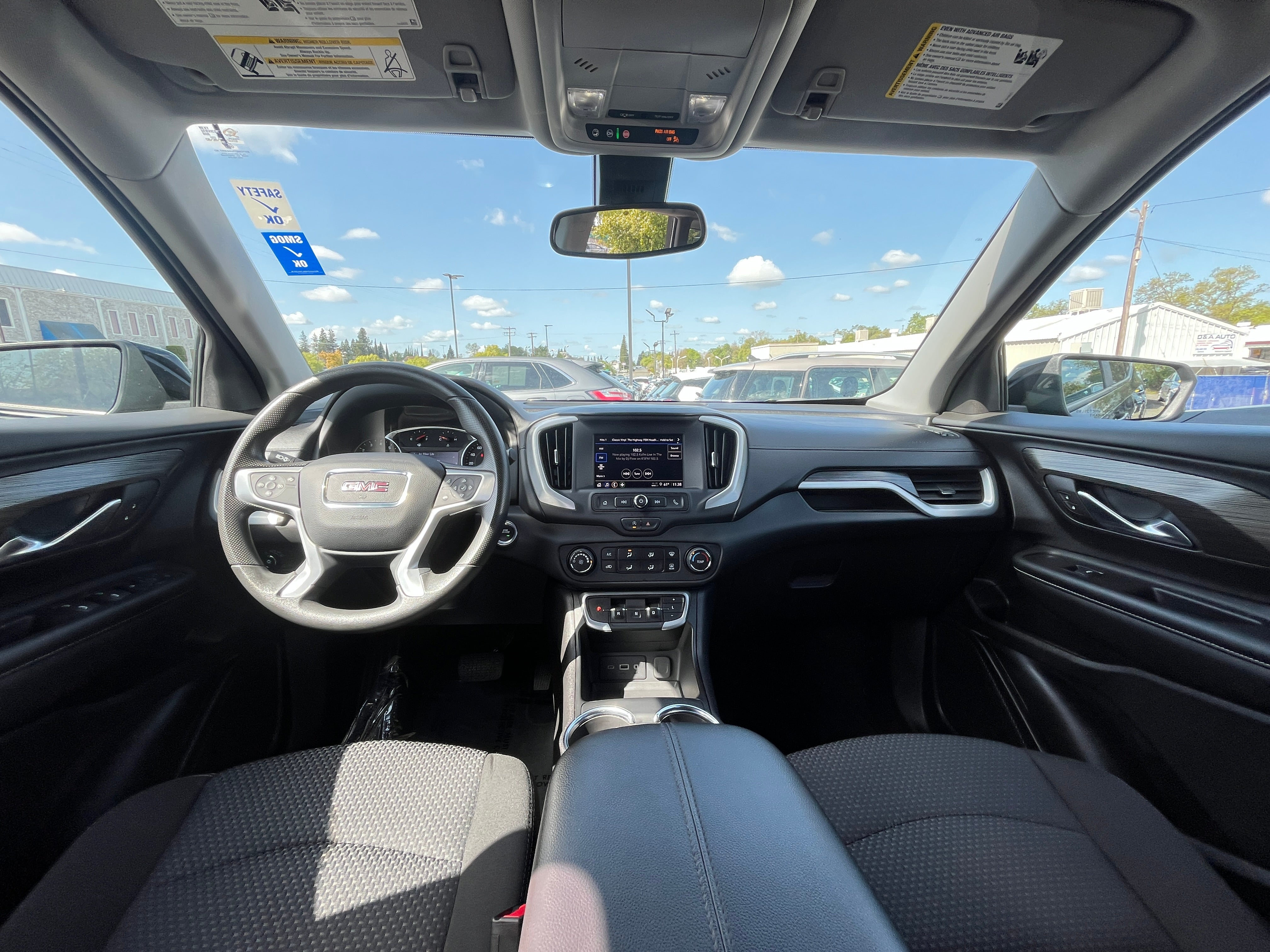 2024 GMC Terrain SLE 3