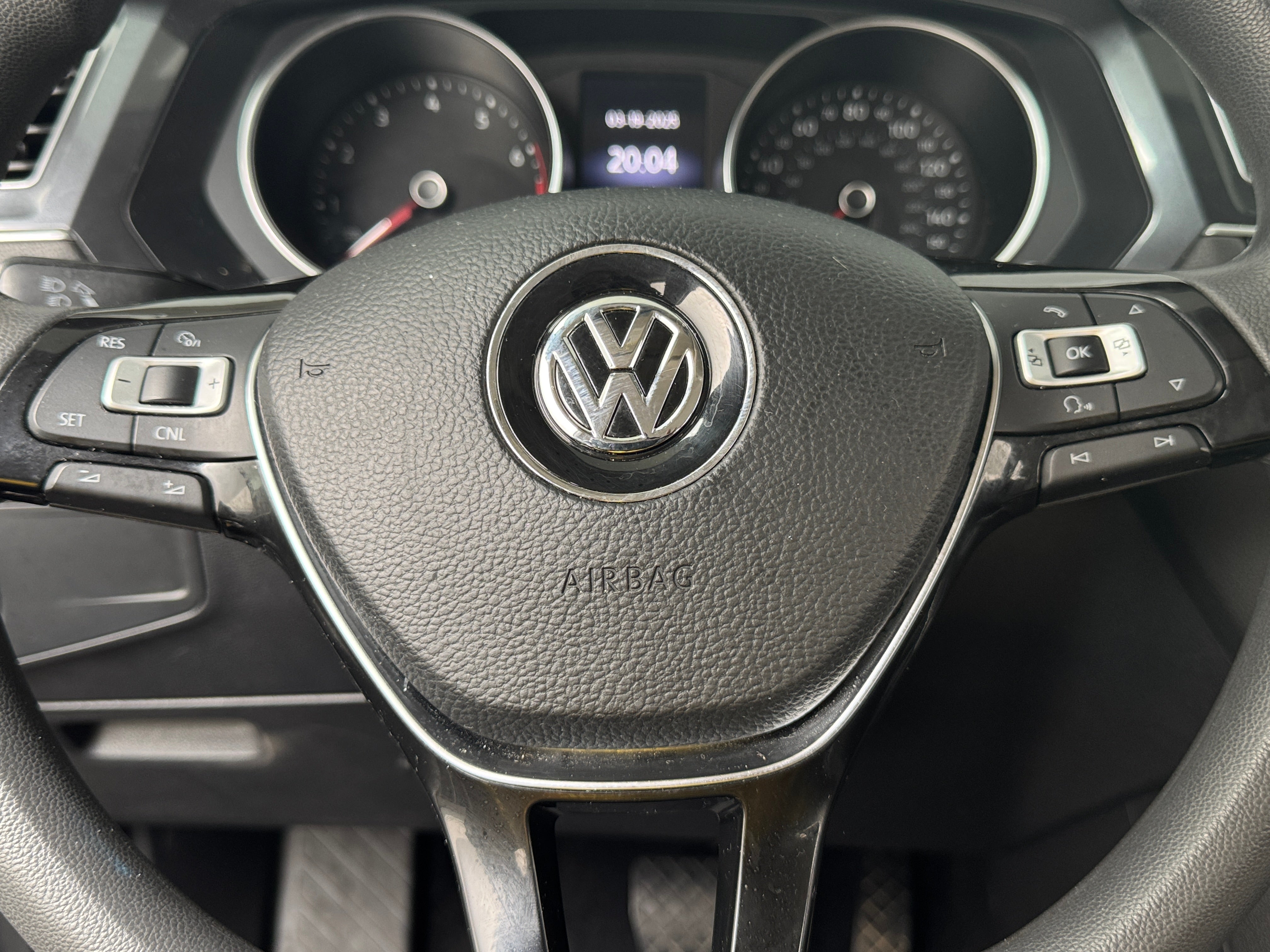 2018 Volkswagen Tiguan 2.0T 5