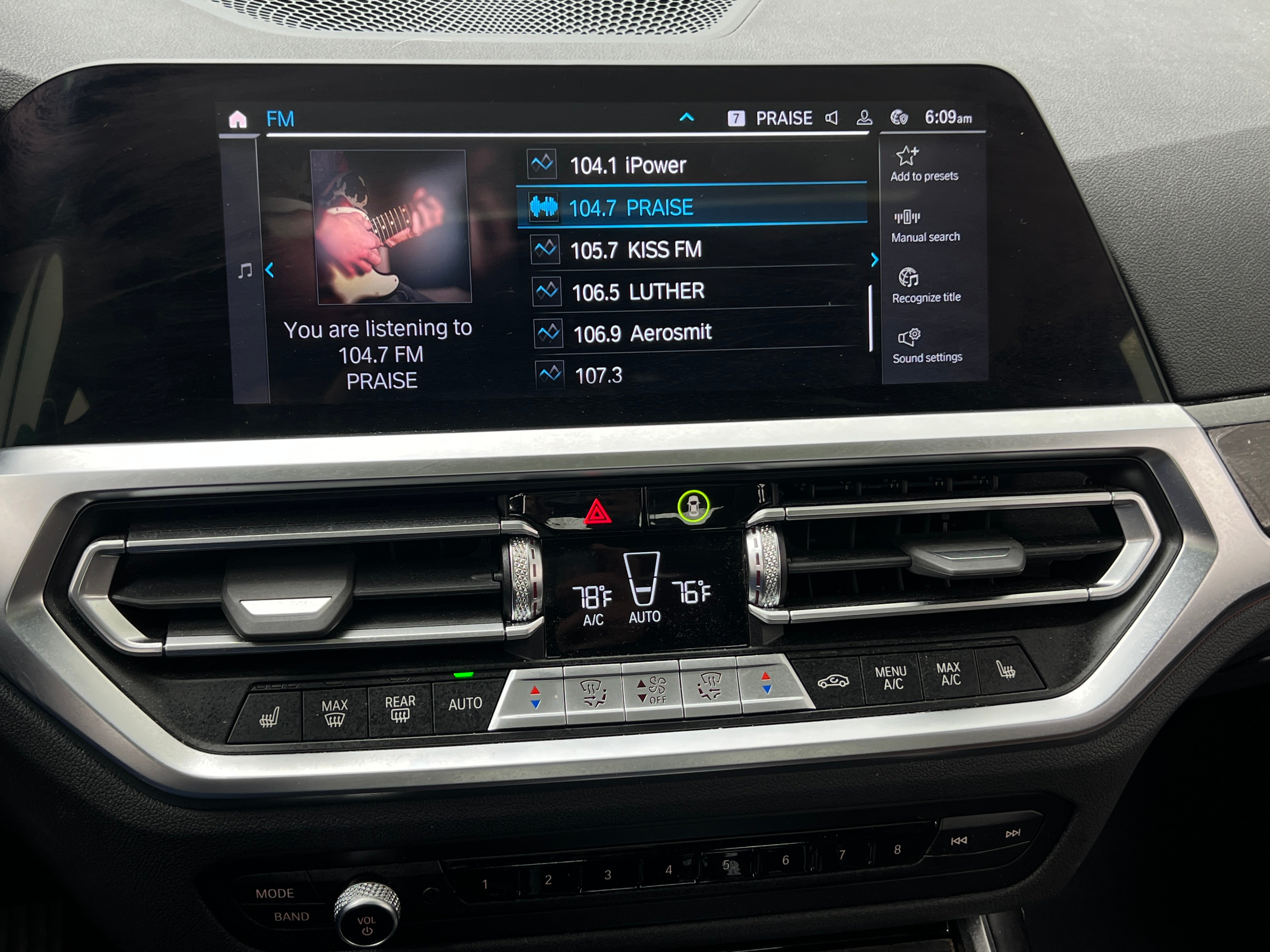 2022 BMW 3 Series 330e xDrive 3