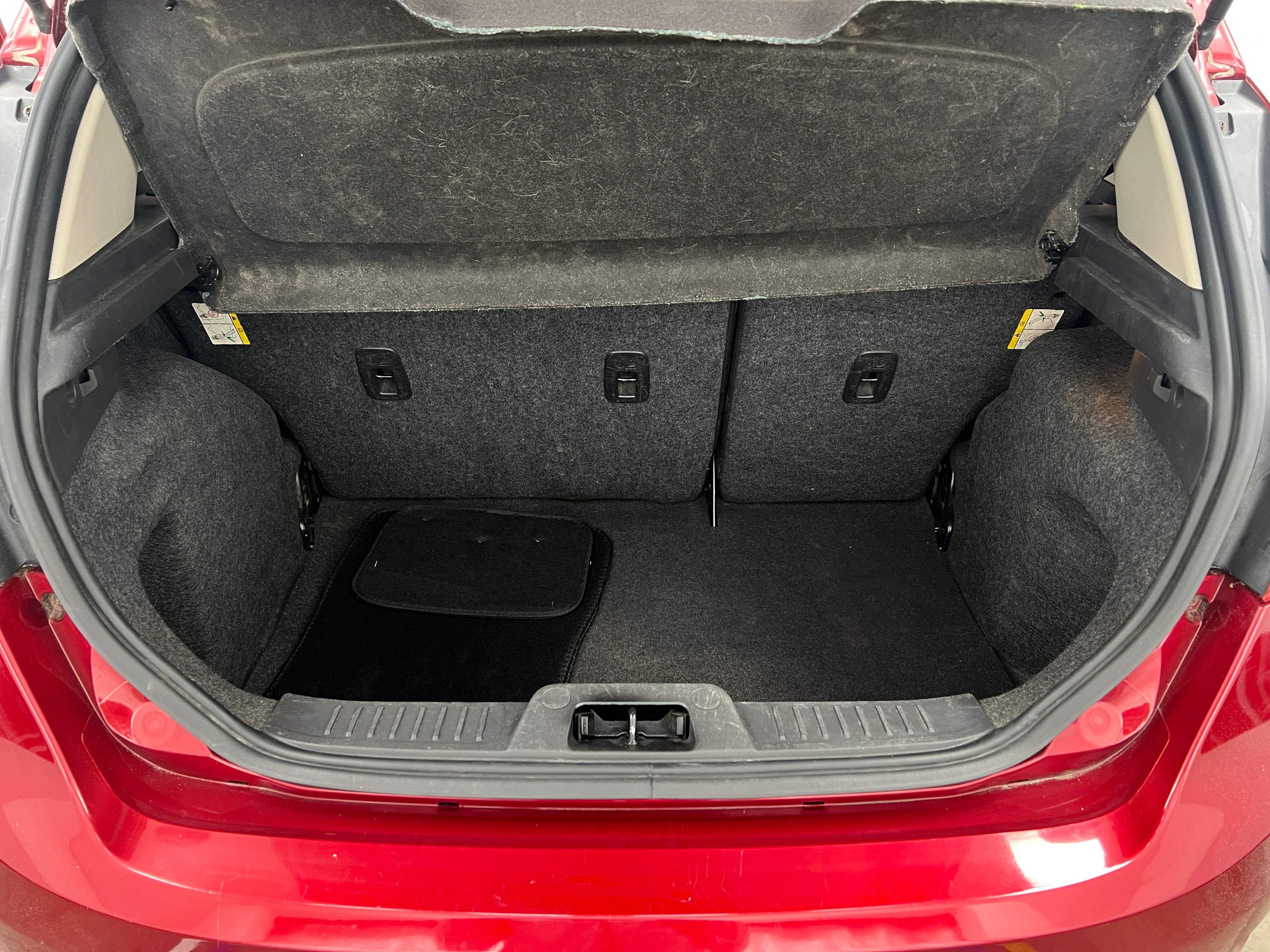 2016 Ford Fiesta SE 7