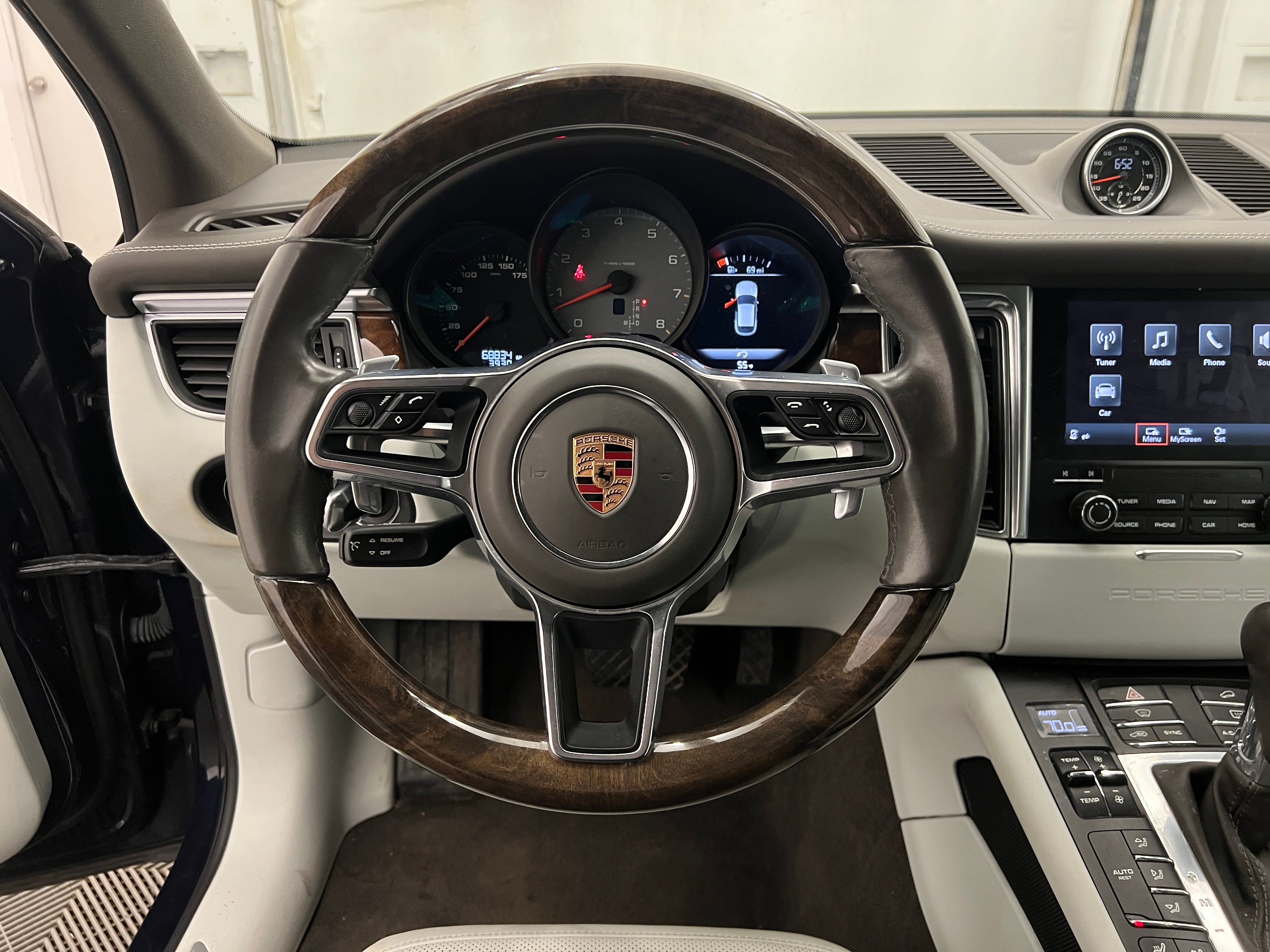 2018 Porsche Macan S 5