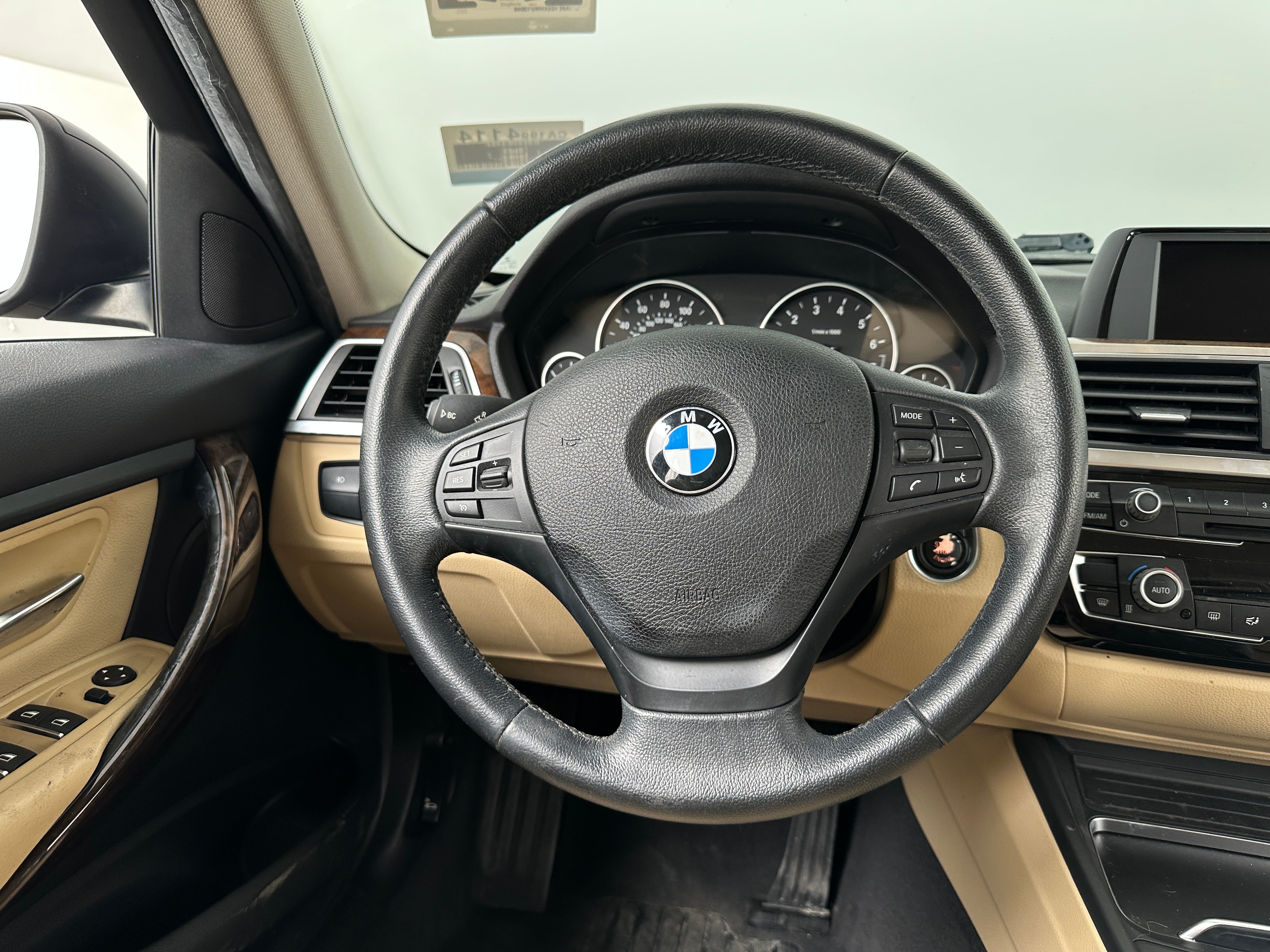 2017 BMW 3 Series 320i 4