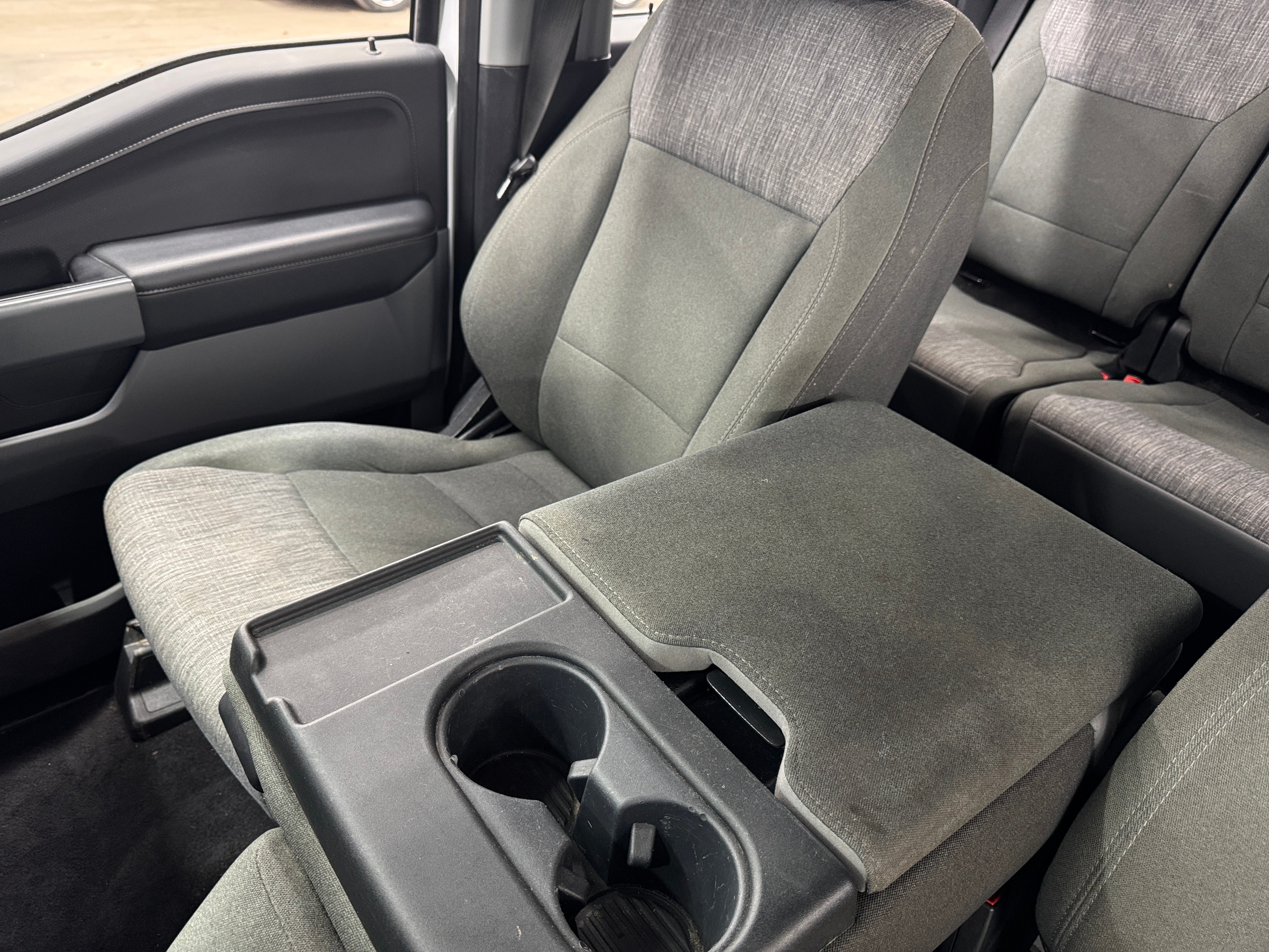 2023 Ford Econoline E-150 2