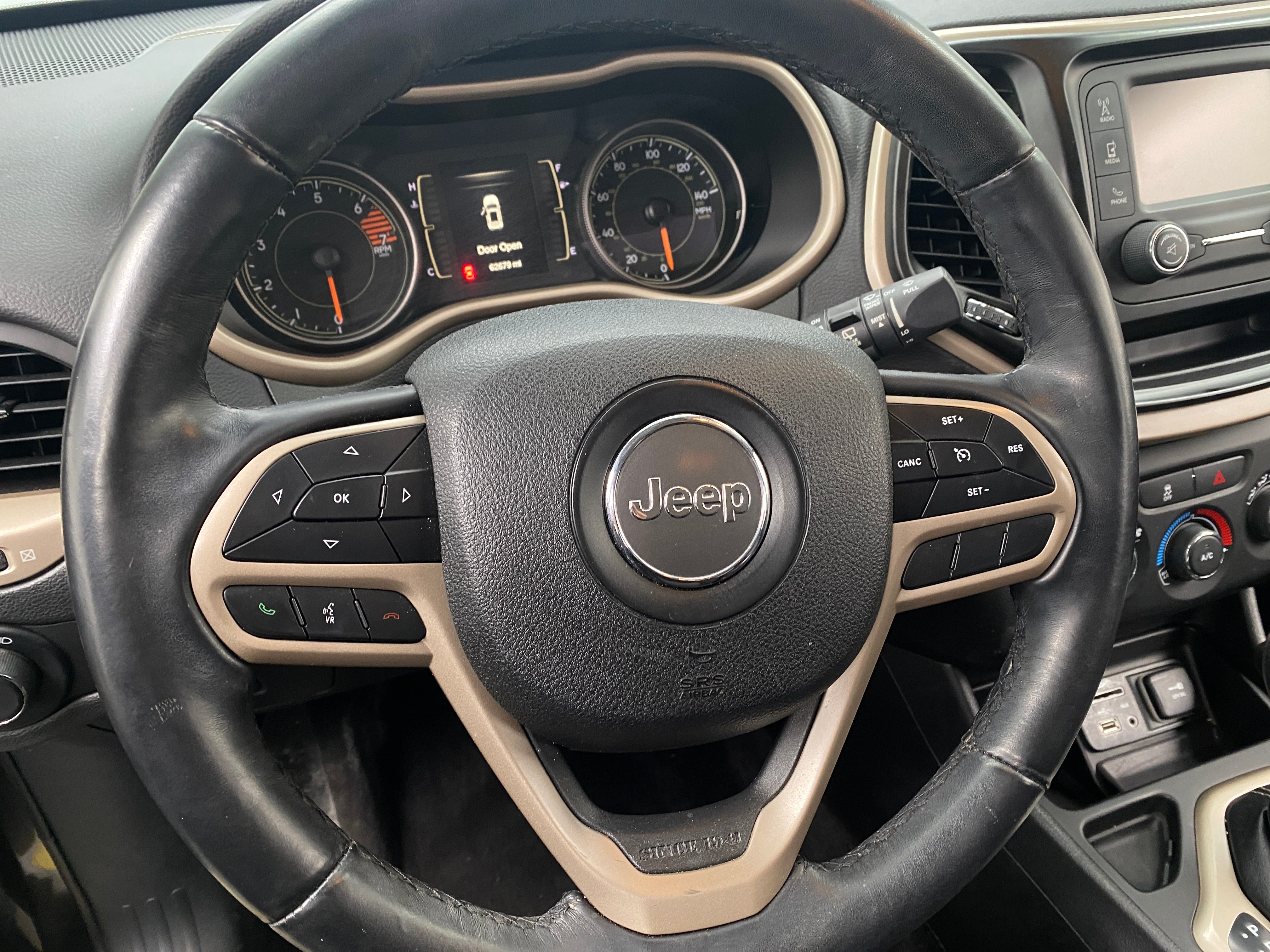 2017 Jeep Cherokee Sport Altitude 5