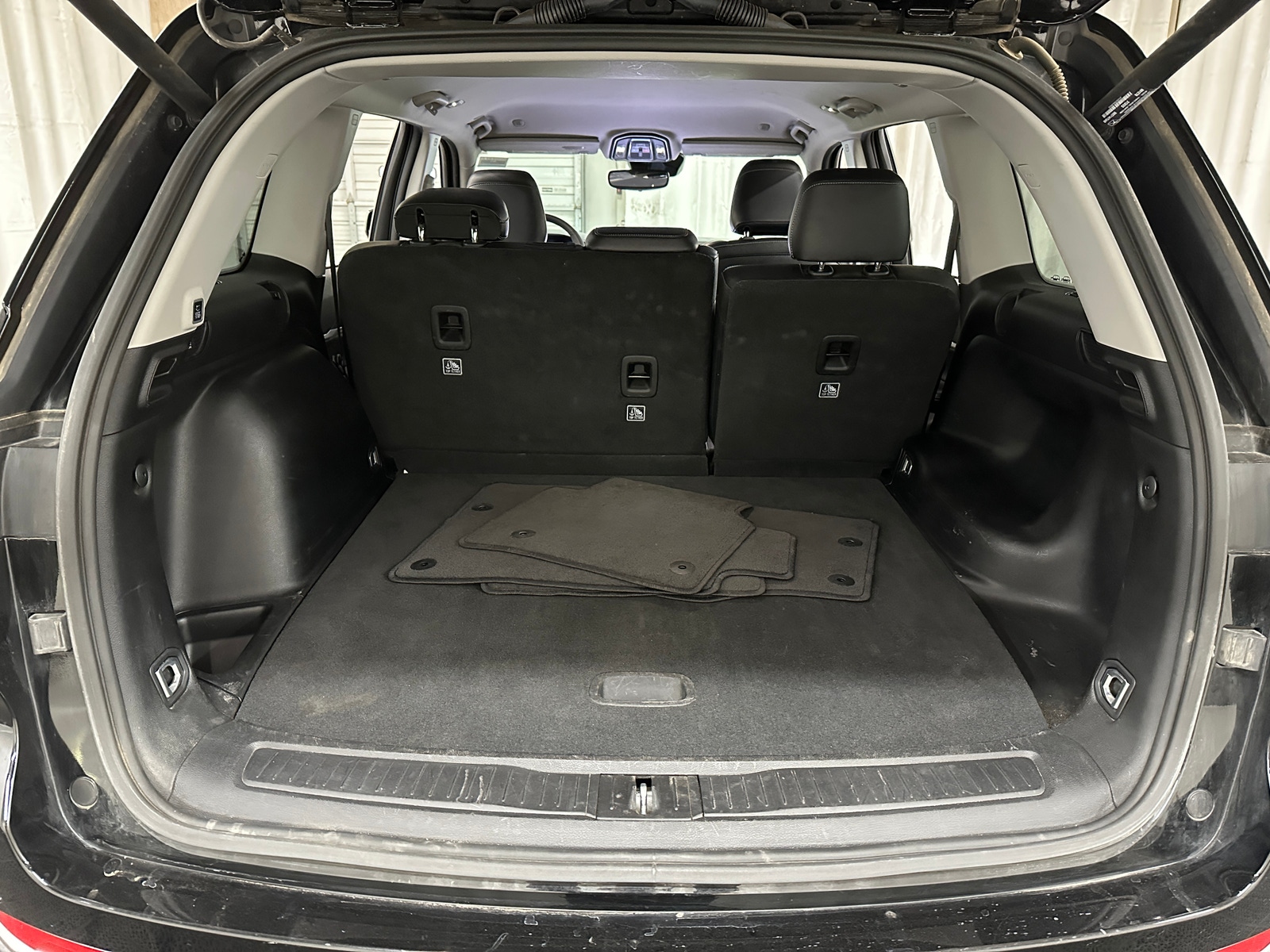 Thumbnail: 2024 Jeep Grand Cherokee - 6