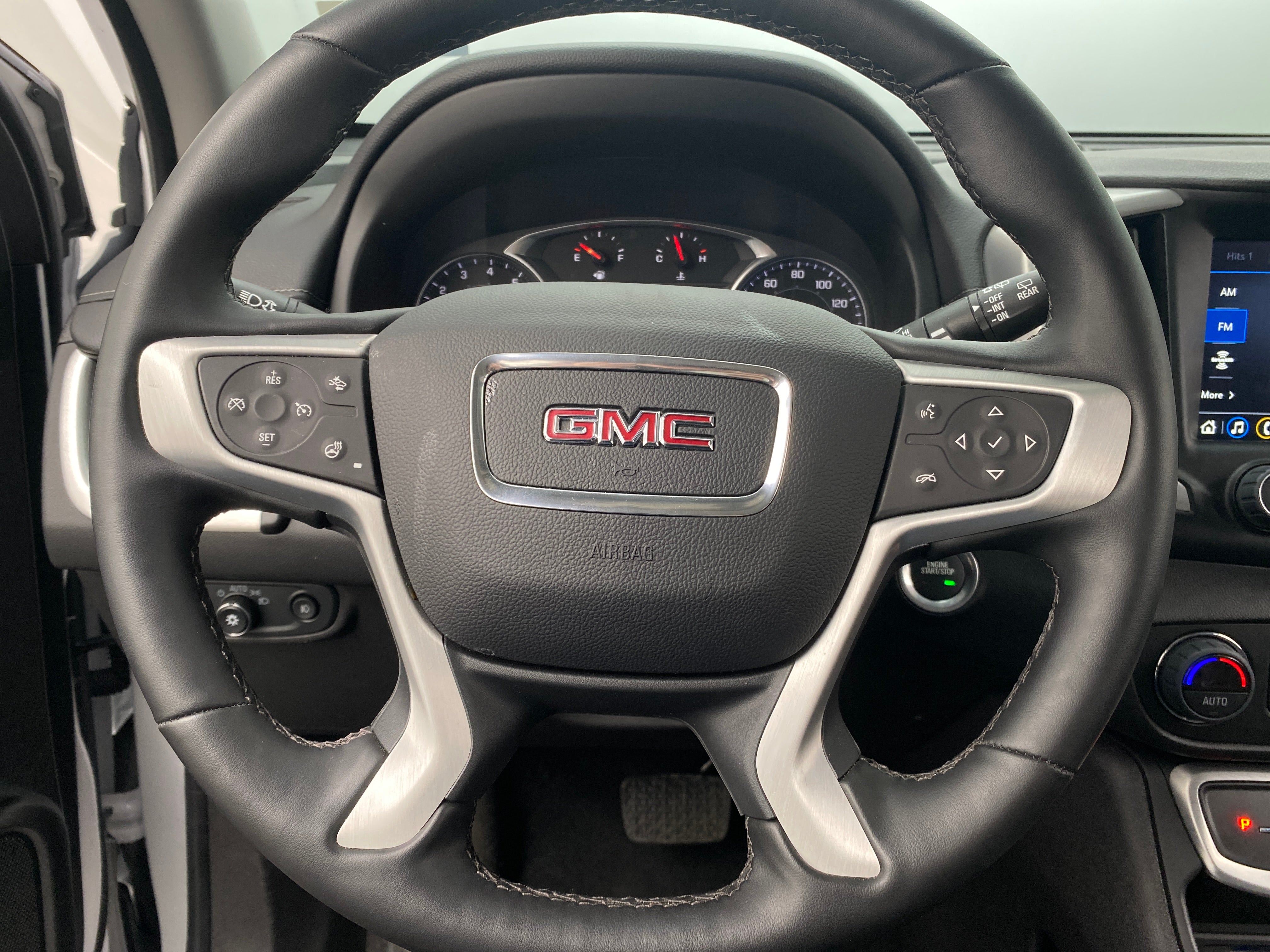 2024 GMC Terrain SLT 5