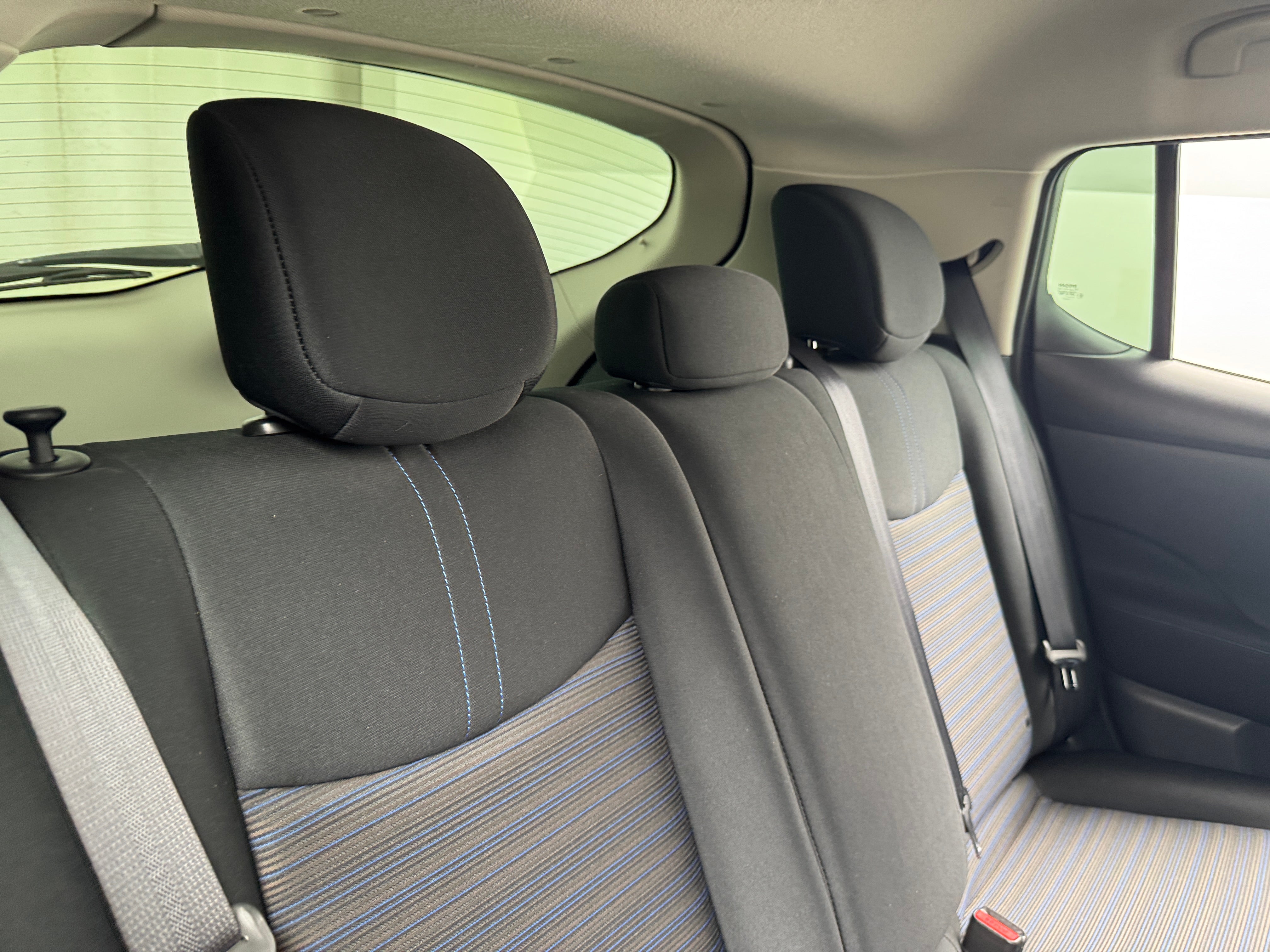 2020 Nissan Leaf SV Plus 6