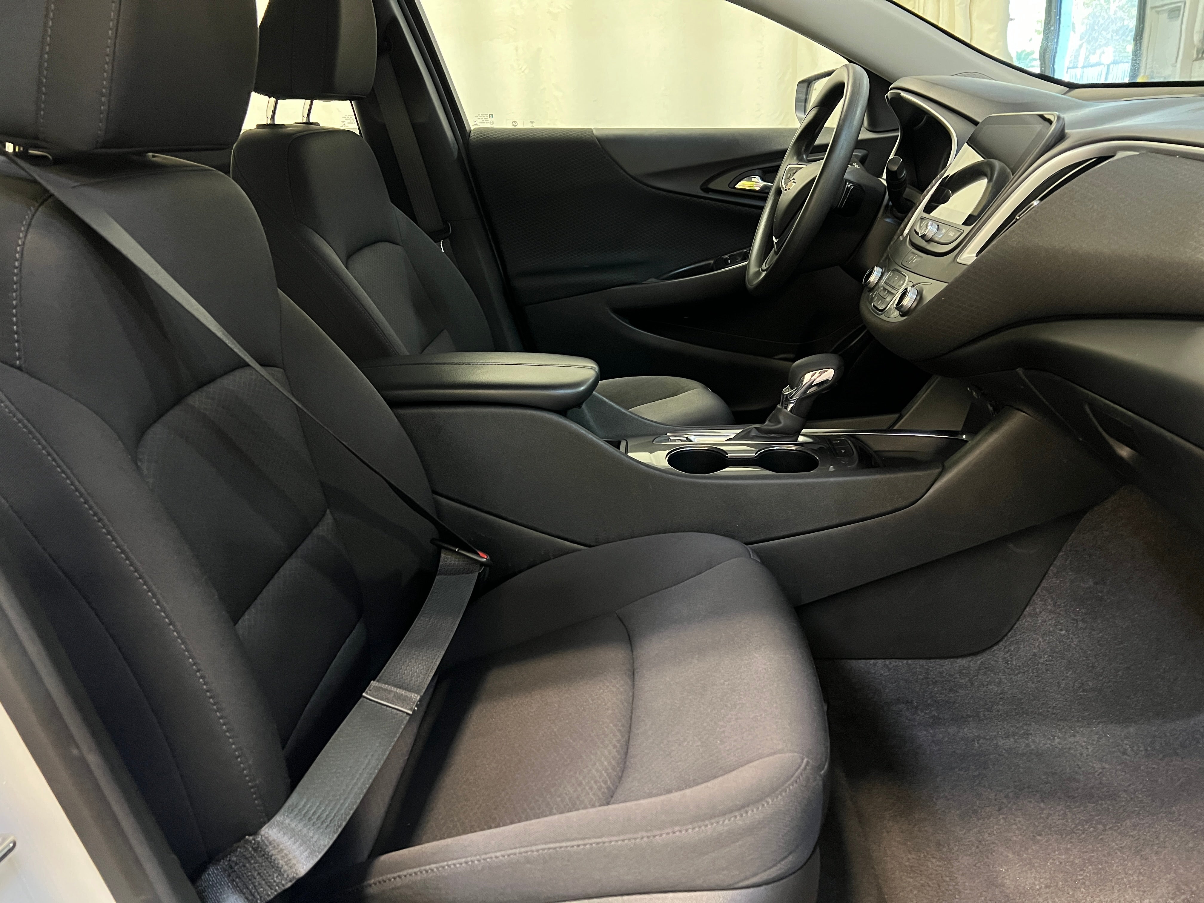 2023 Chevrolet Malibu LT 2