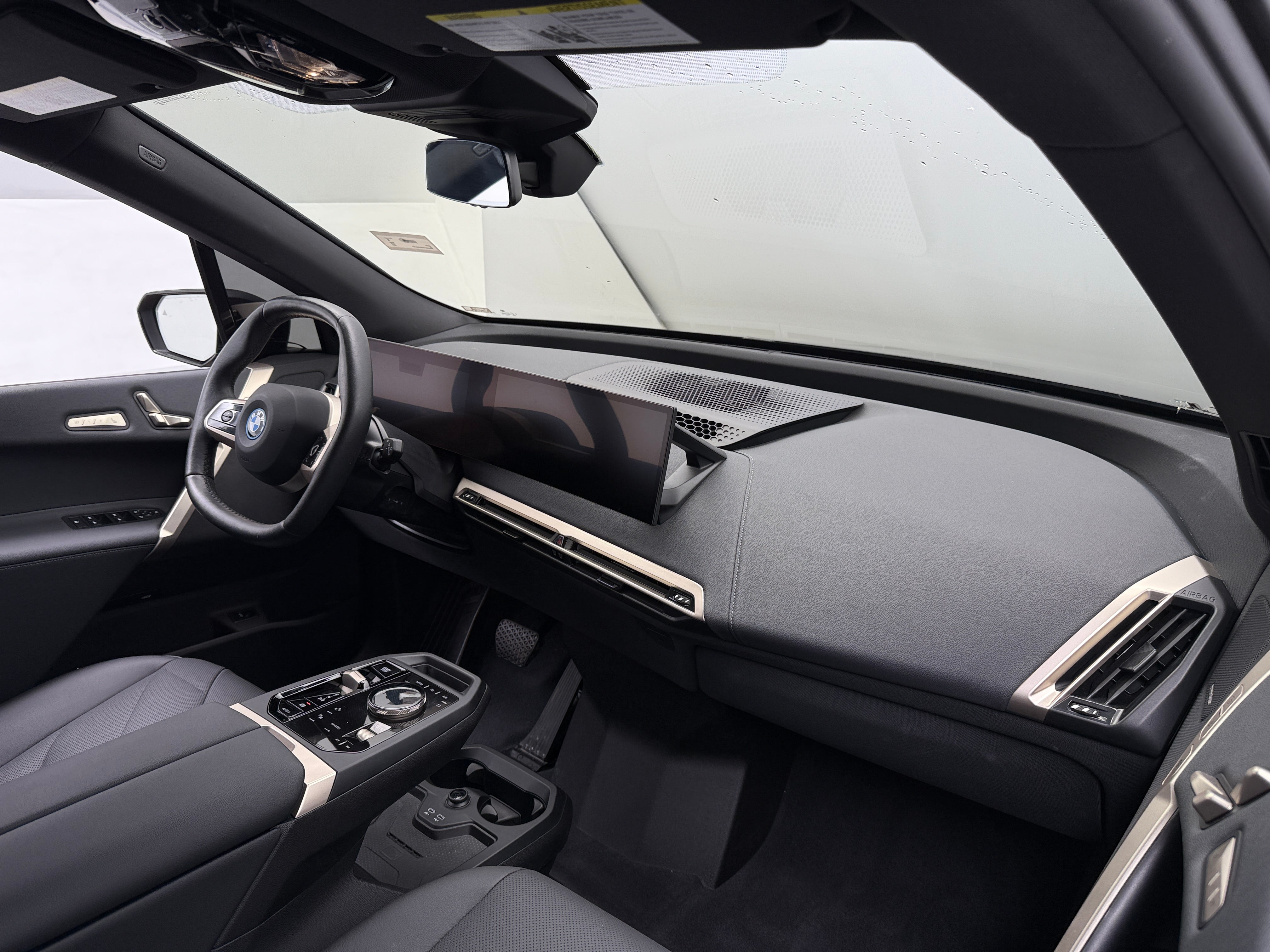 2024 BMW iX xDrive50 2