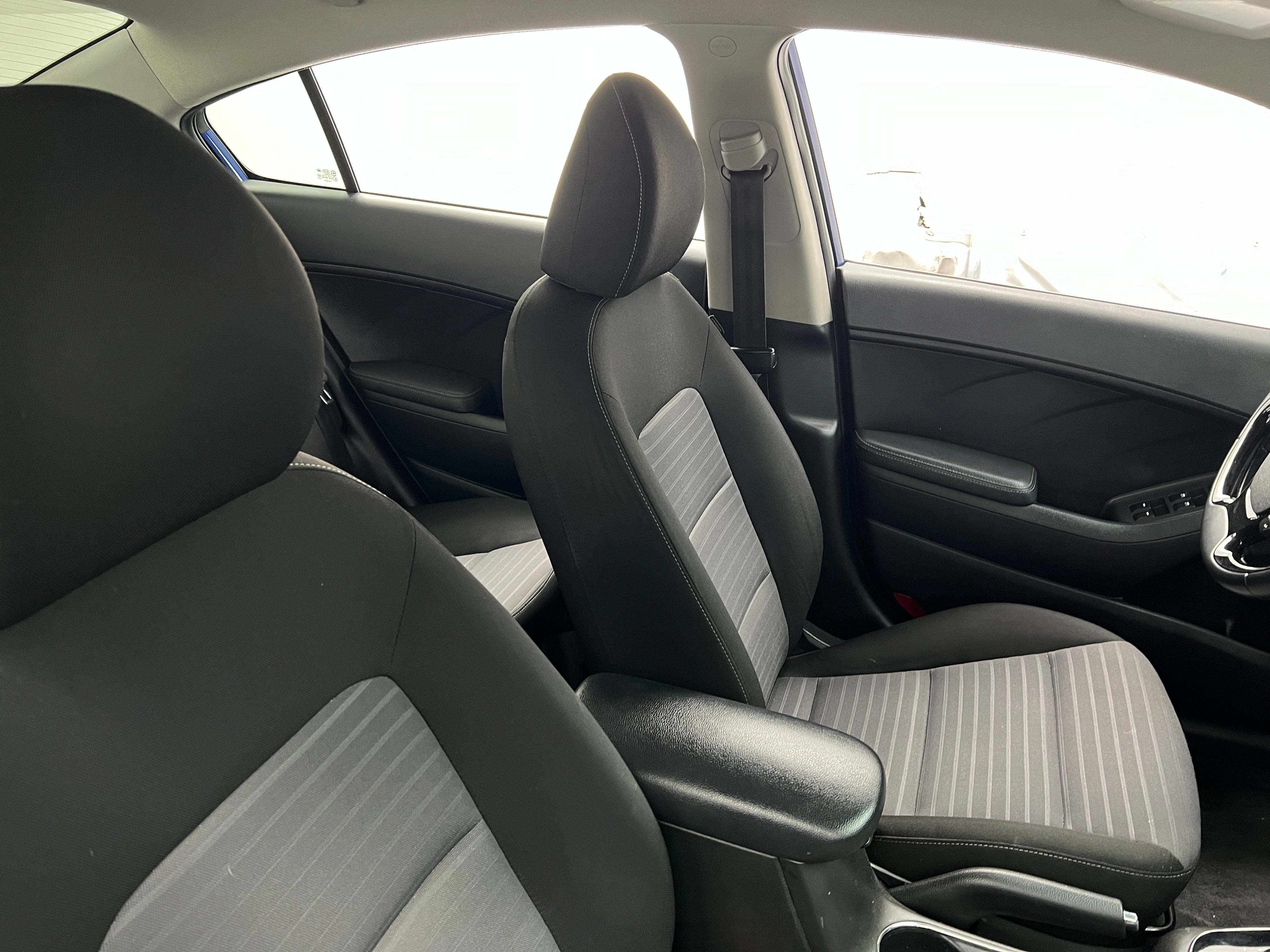 2017 Kia Forte S 2