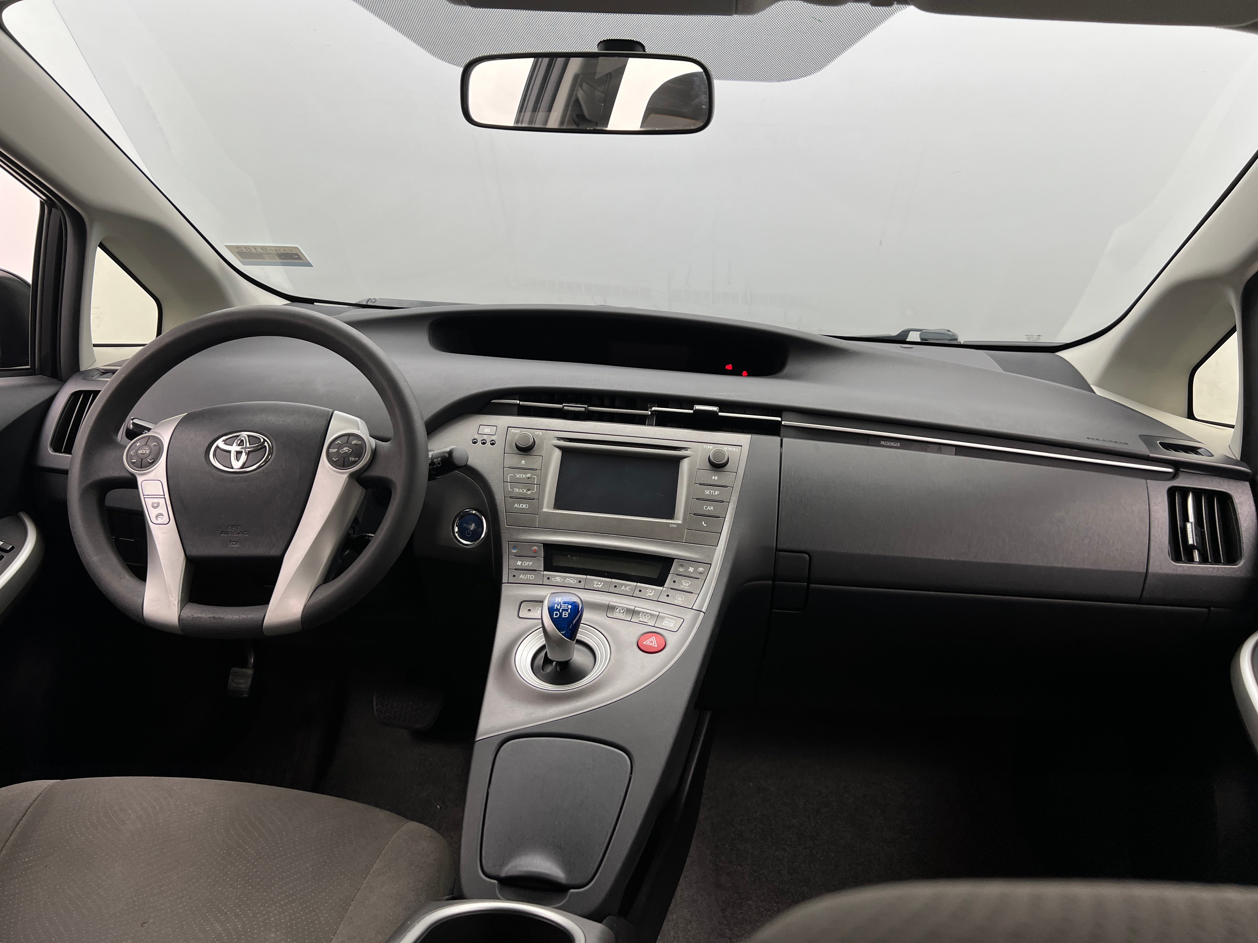2014 Toyota Prius Two 3