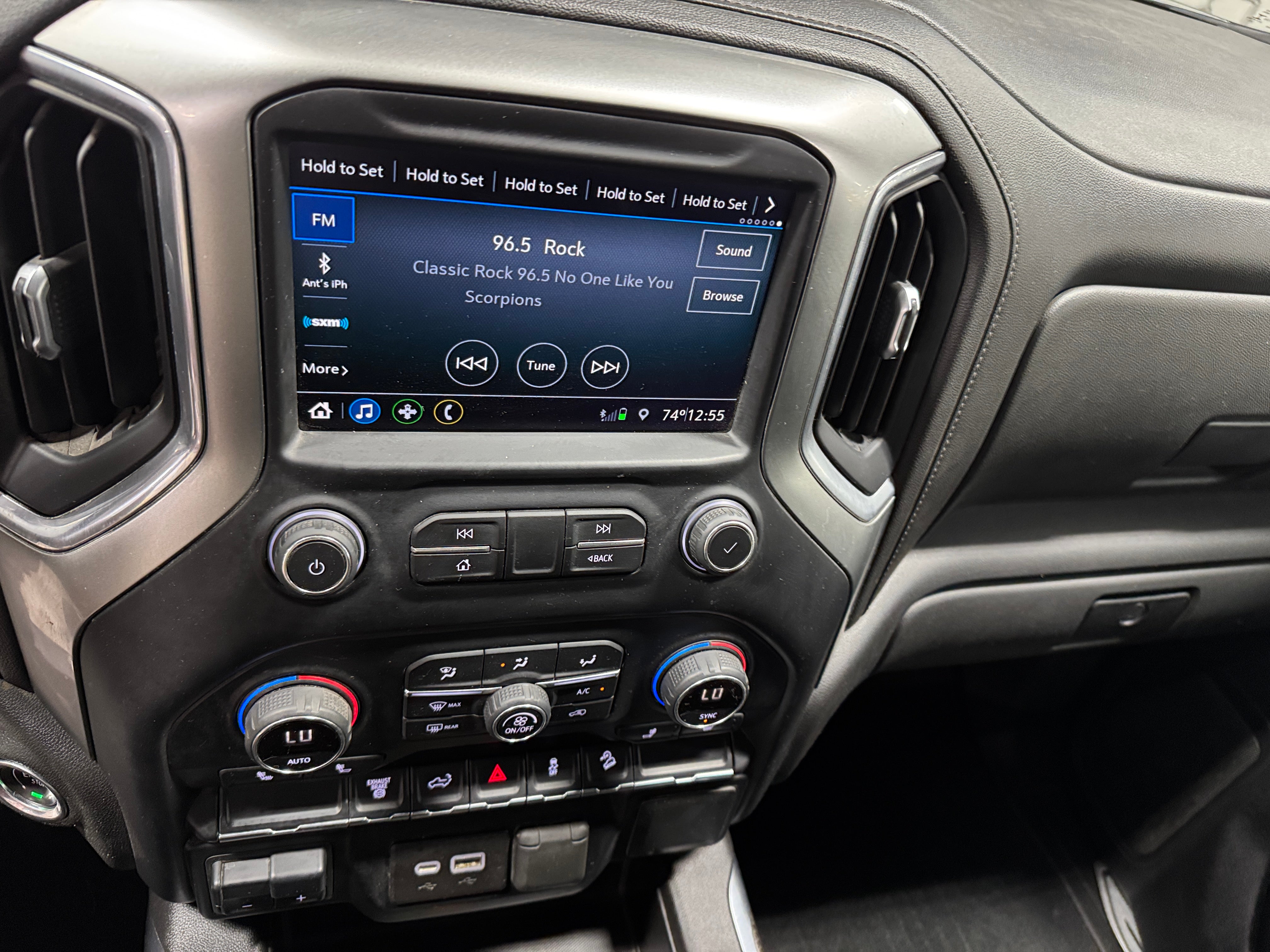 2021 Chevrolet Silverado 2500 LT 4