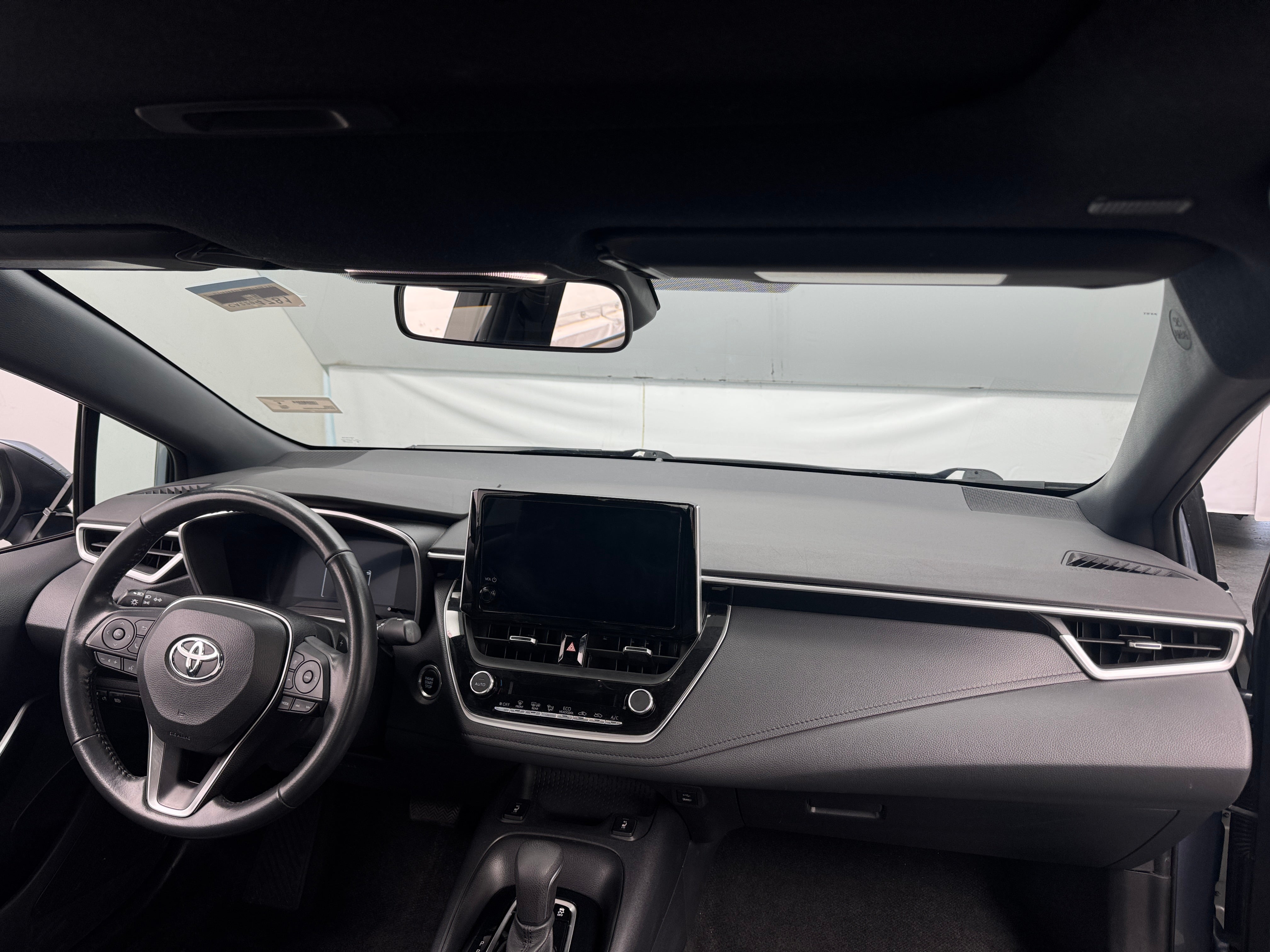 2023 Toyota Corolla XSE 3