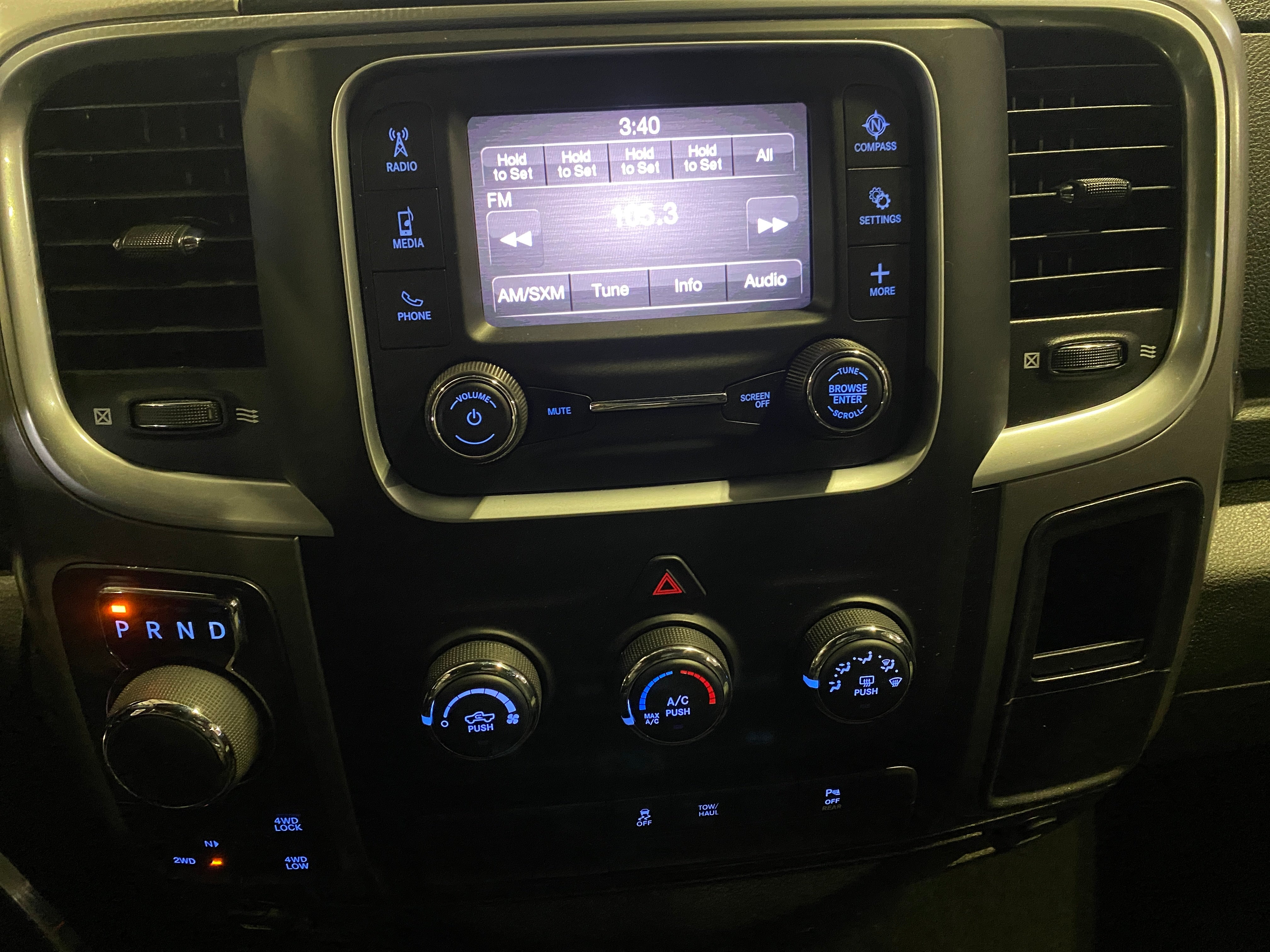 2022 RAM 1500 Classic Warlock 4