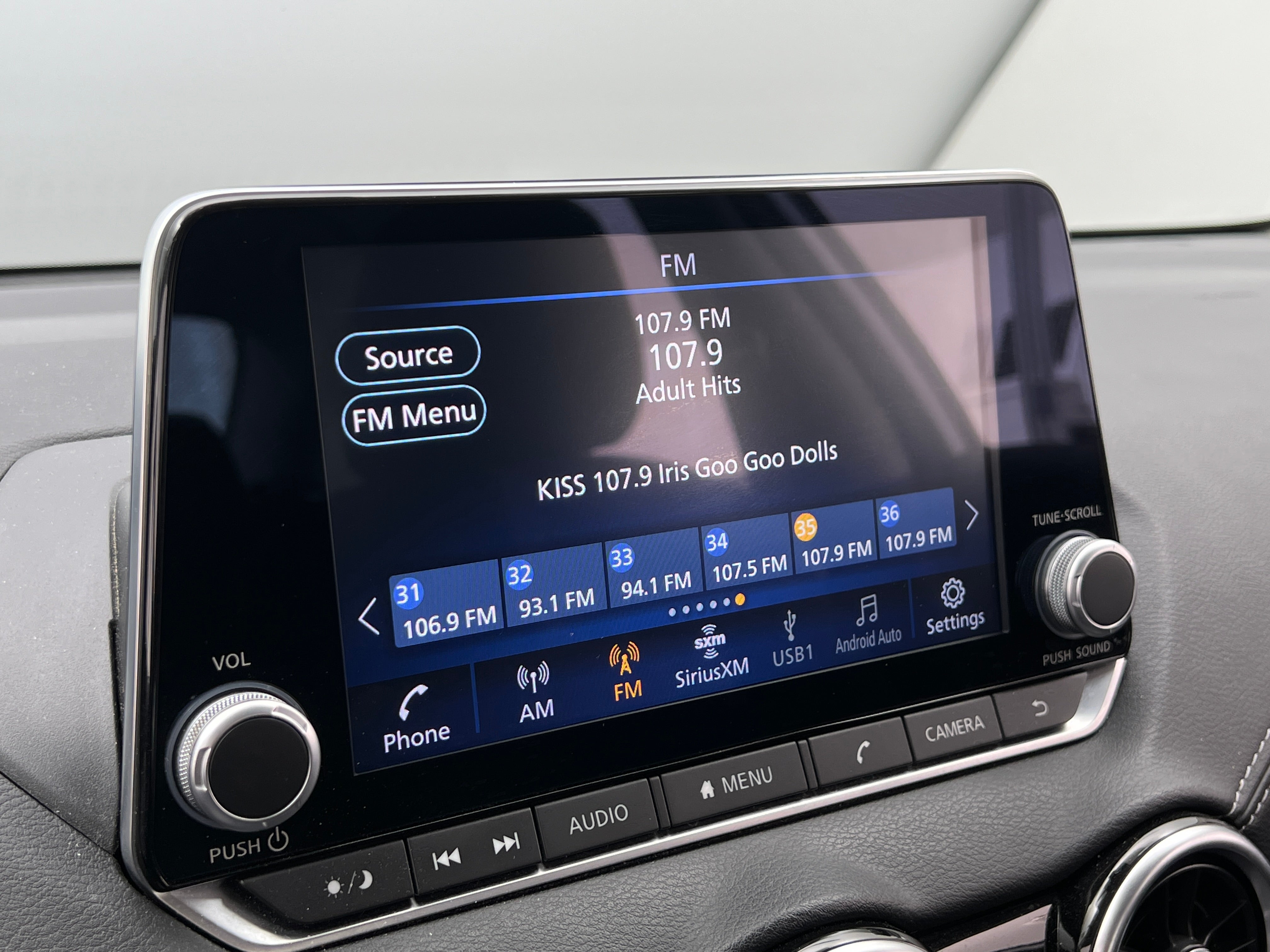 2021 Nissan Sentra SV 4