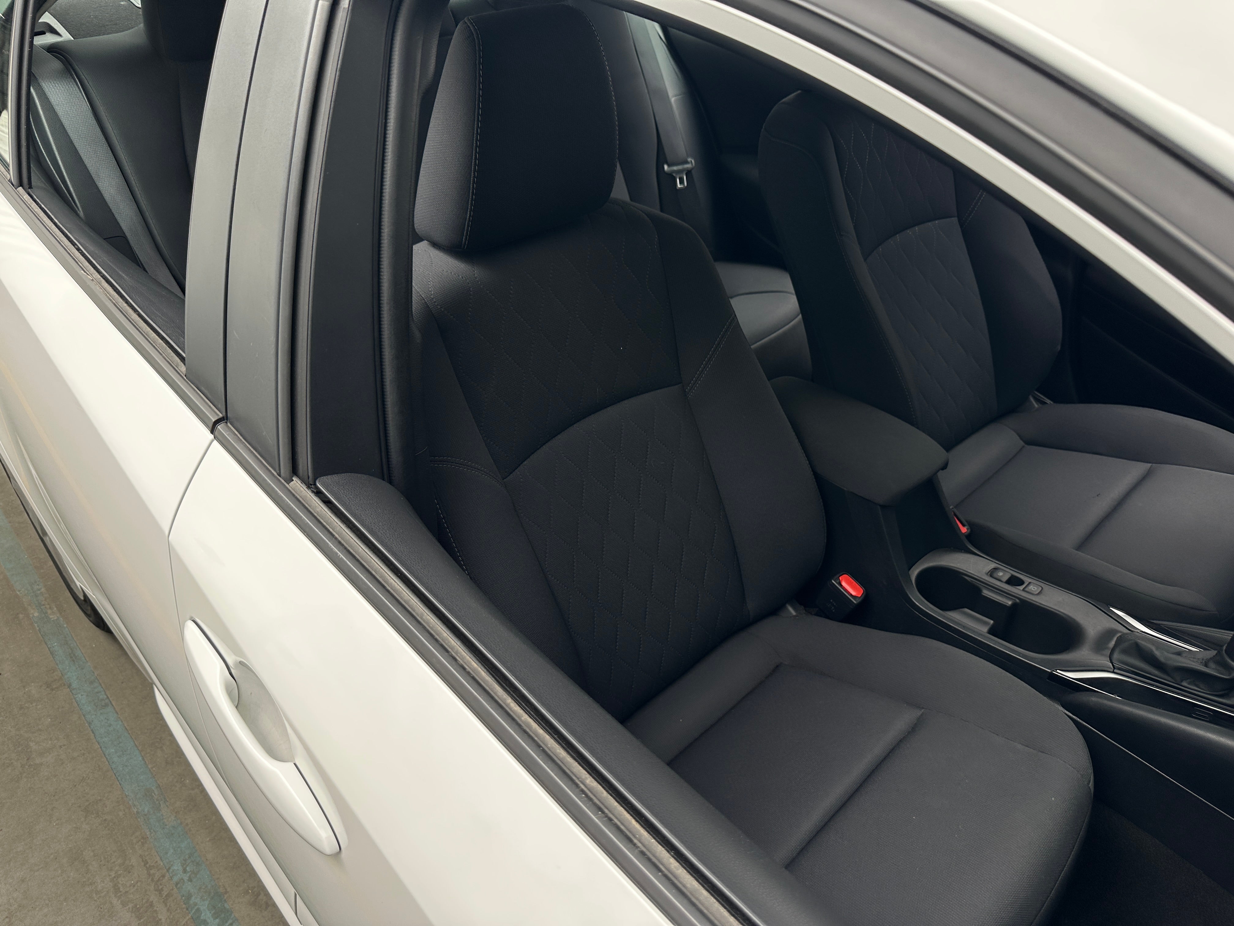 2024 Toyota Corolla LE 2