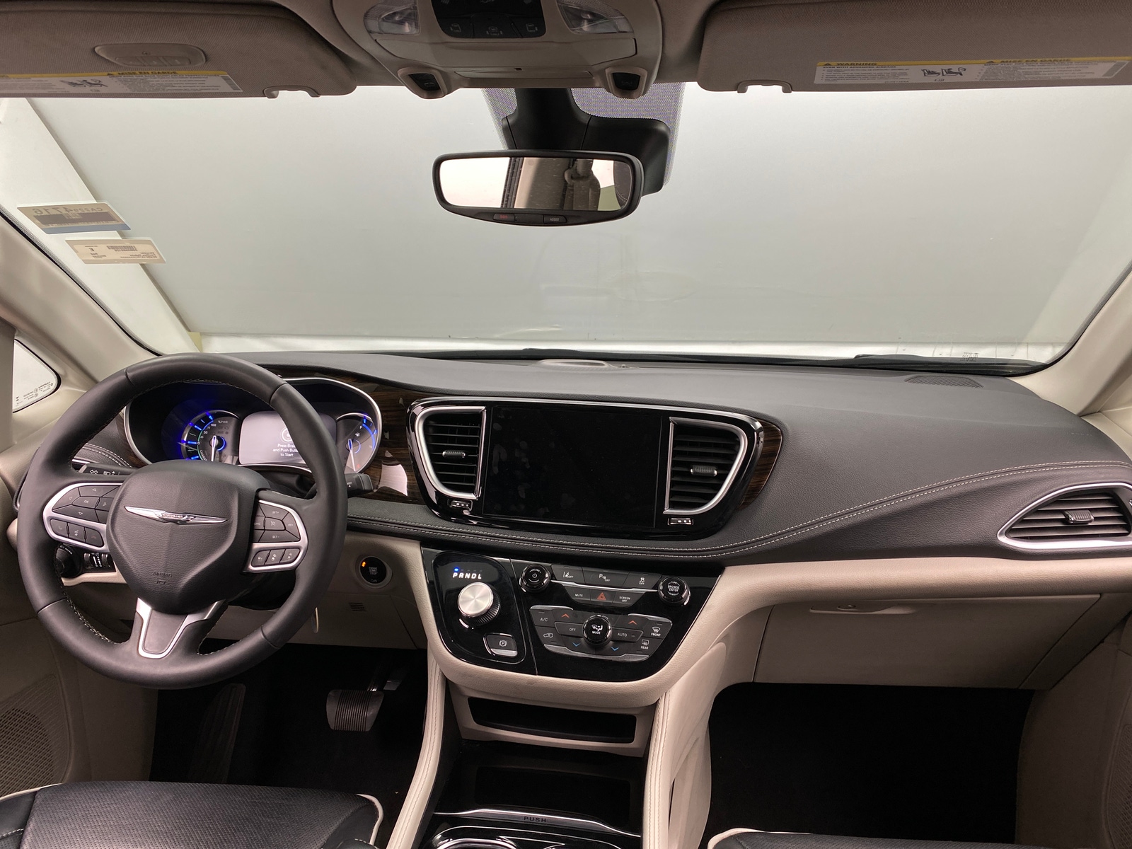 Thumbnail: 2023 Chrysler Pacifica - 2