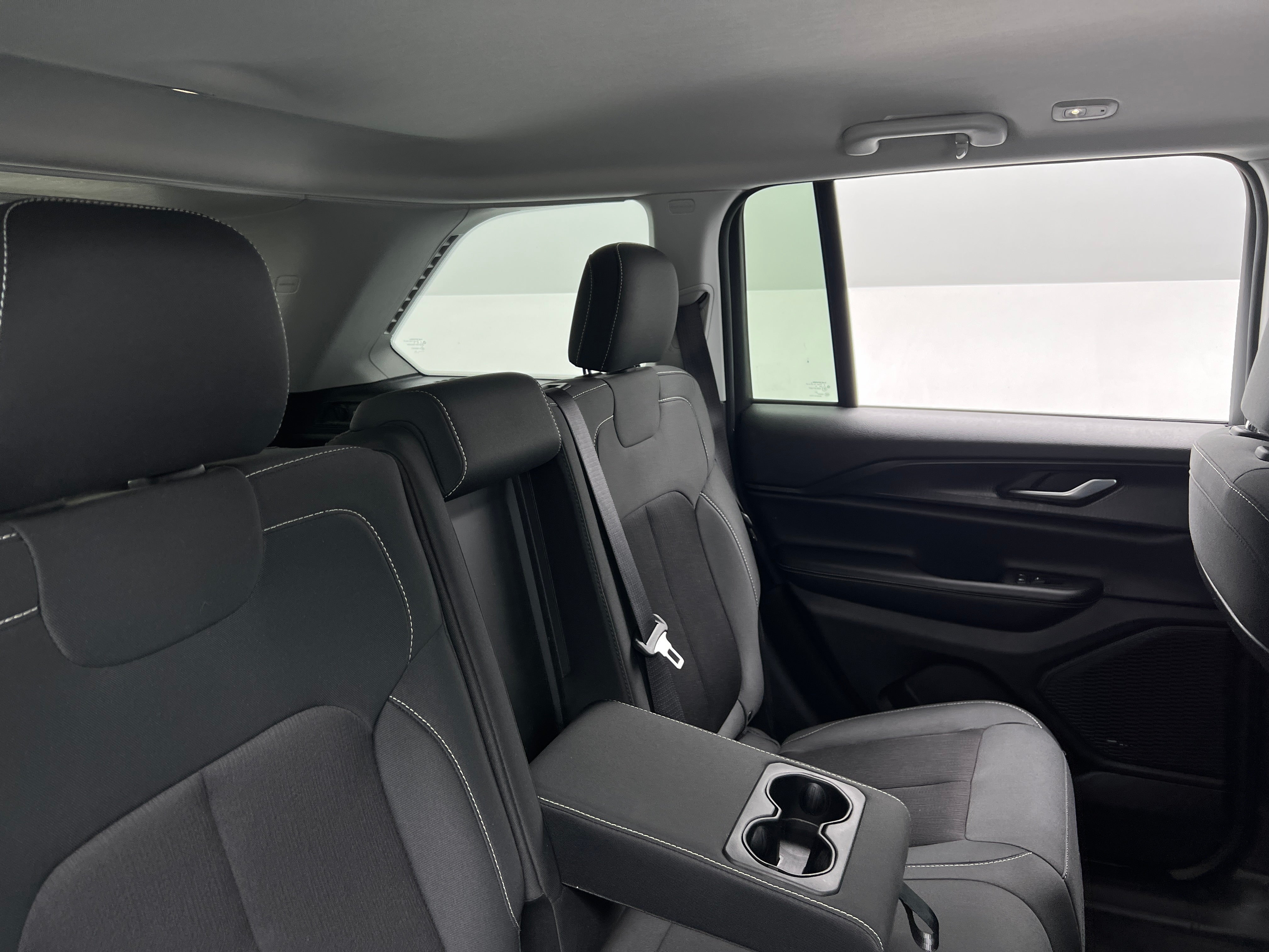 2023 Jeep Grand Cherokee Laredo 6