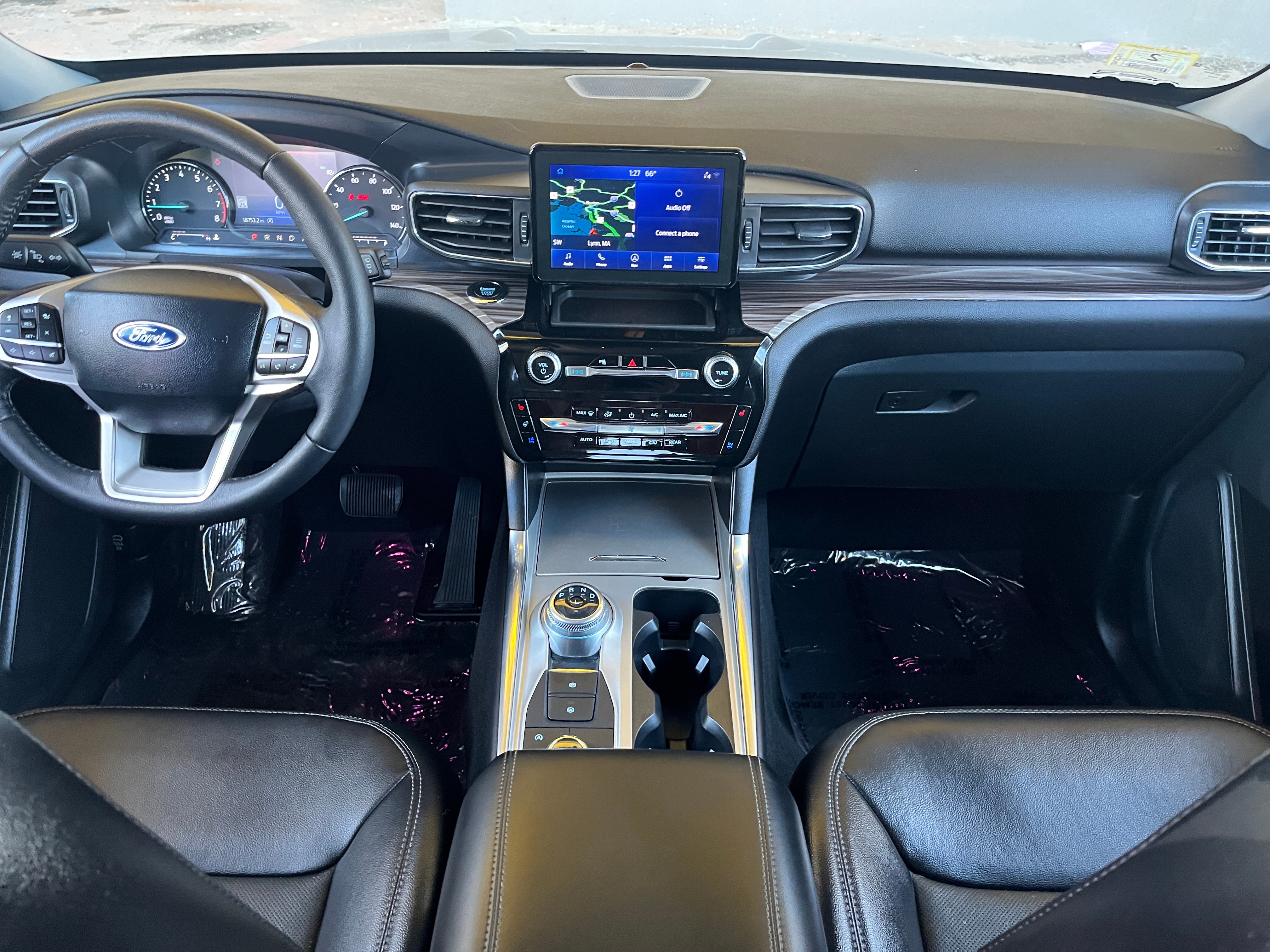 2024 Ford Explorer Limited 3