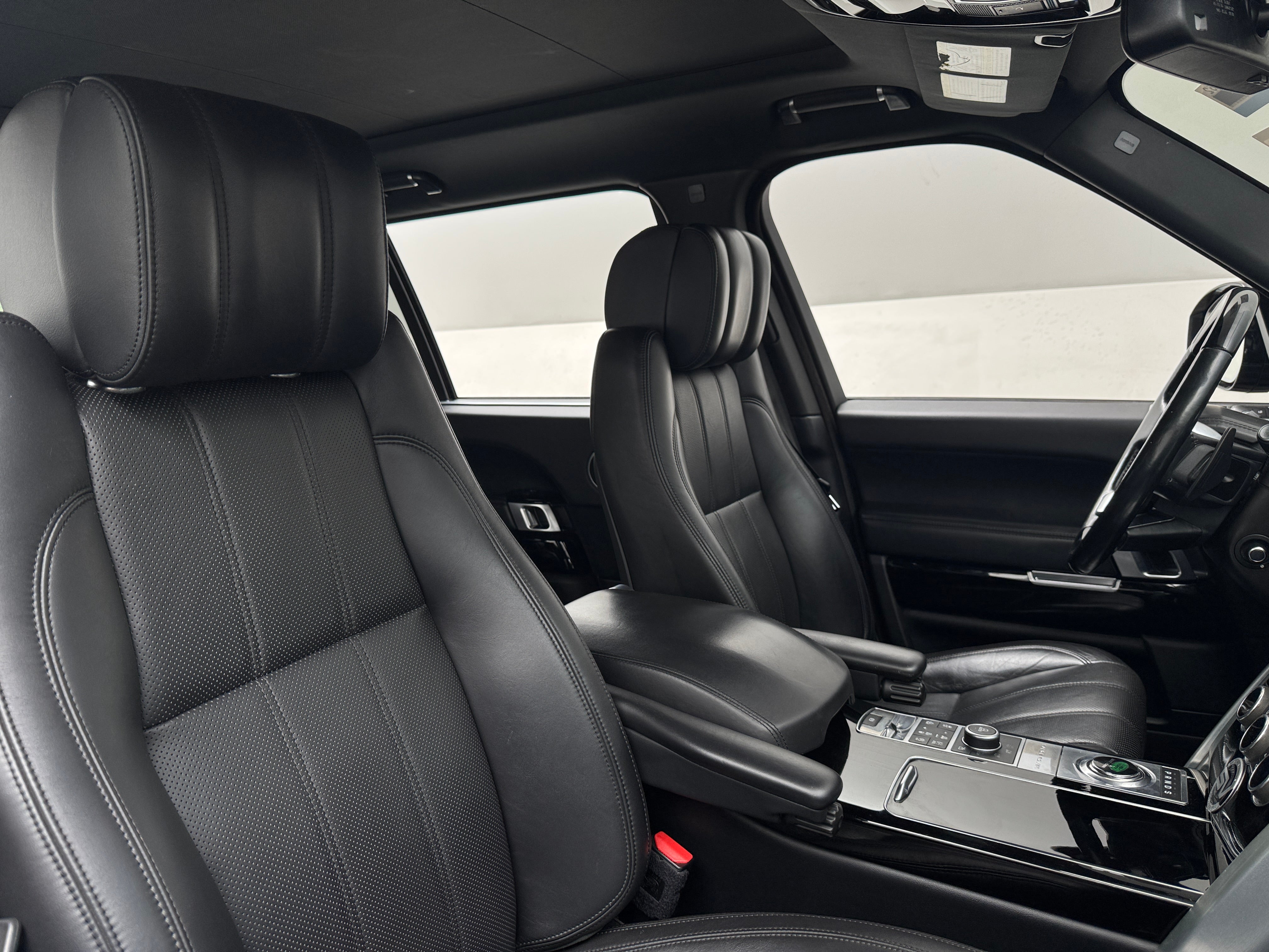 2016 Land Rover Range Rover Supercharged 2