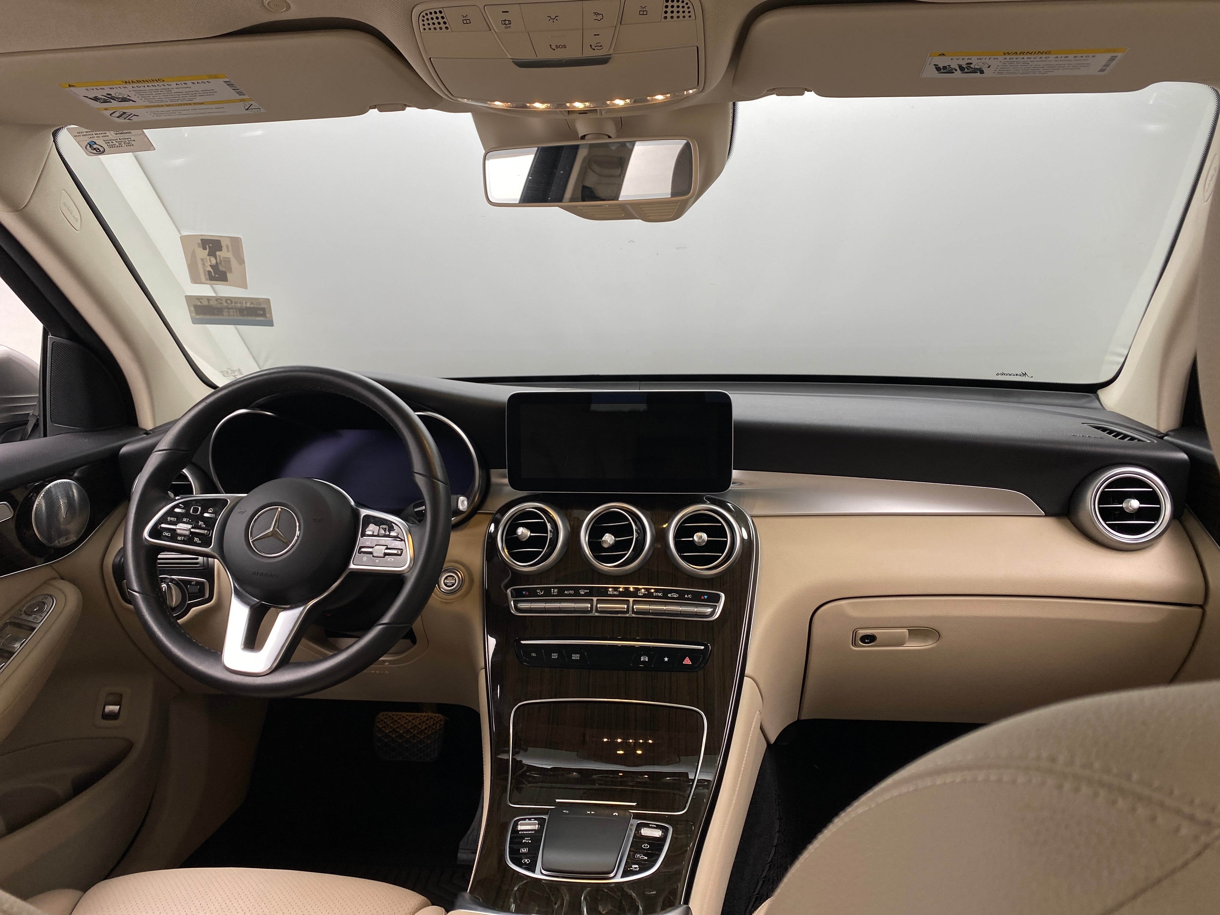 2020 Mercedes-Benz GLC 300 2