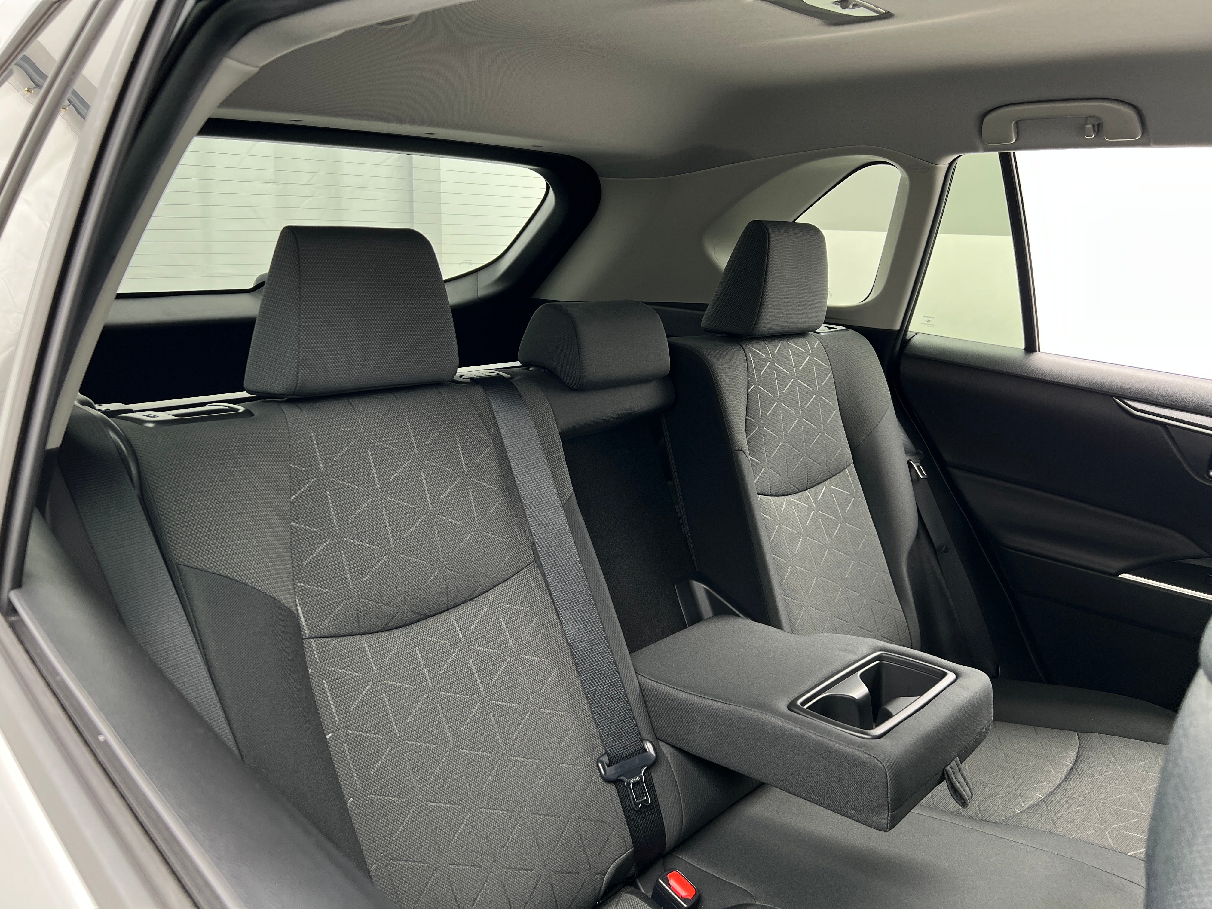 2021 Toyota RAV4 XLE 6