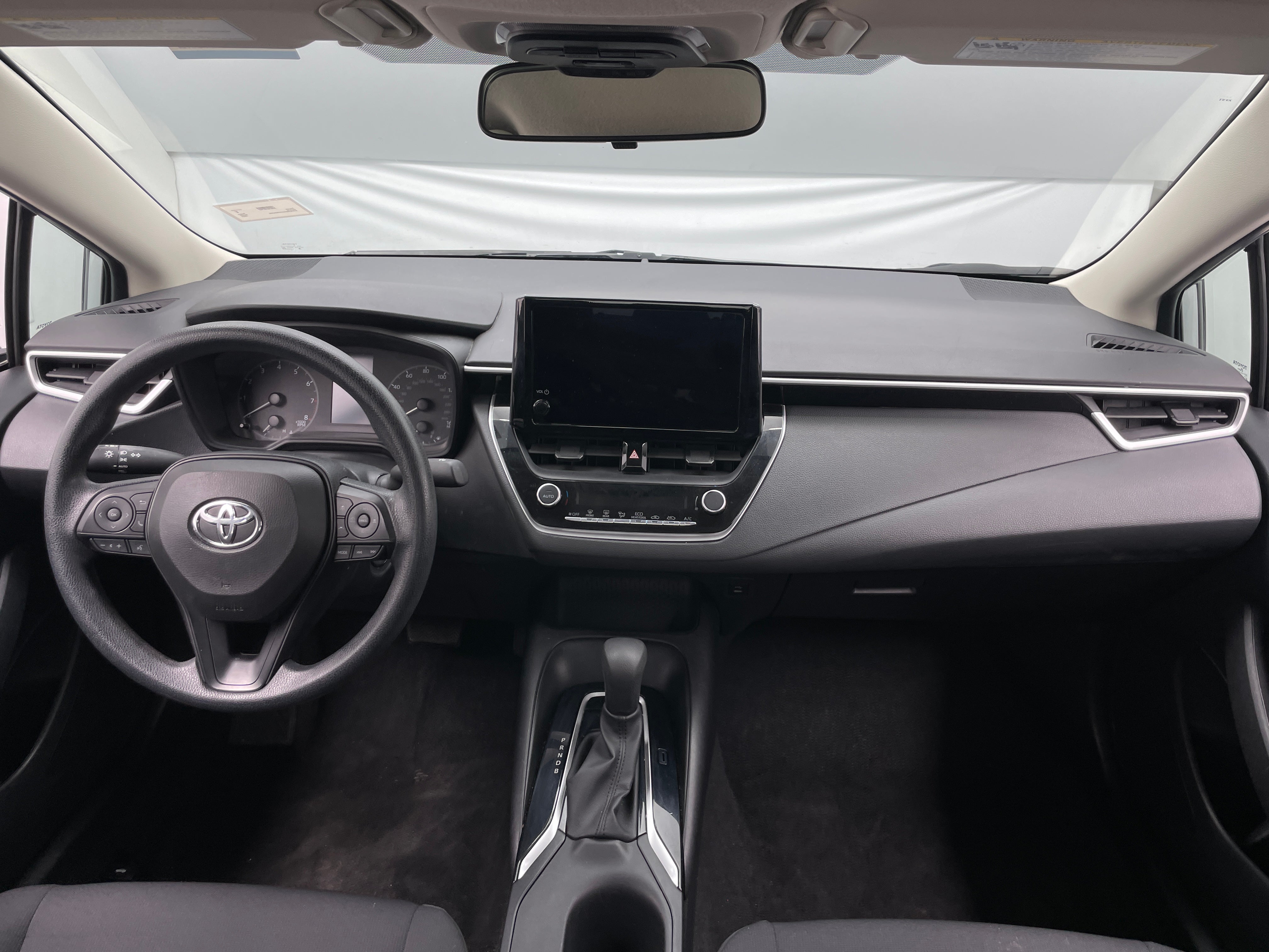 2023 Toyota Corolla LE 3