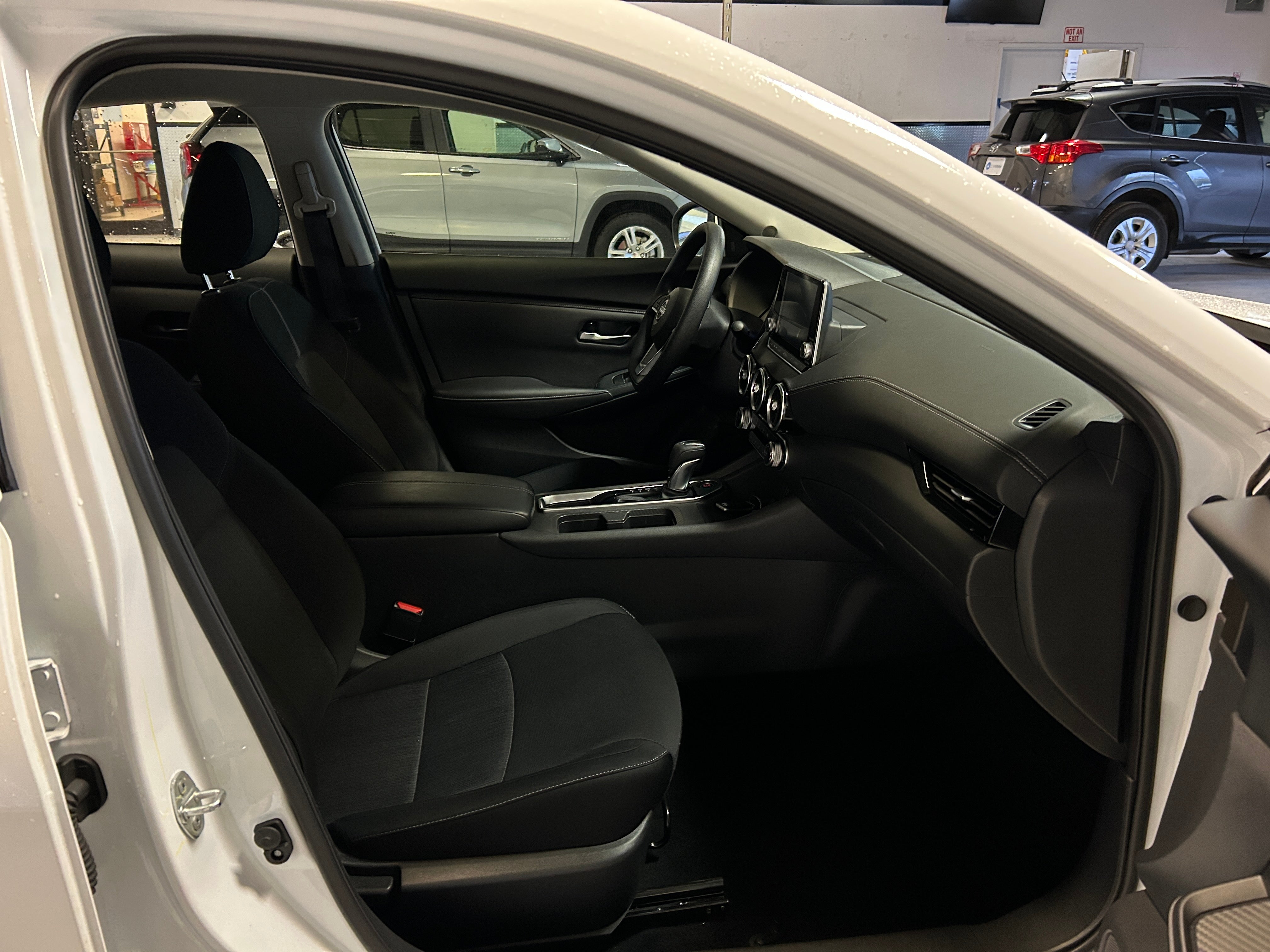 2024 Nissan Sentra SV 2