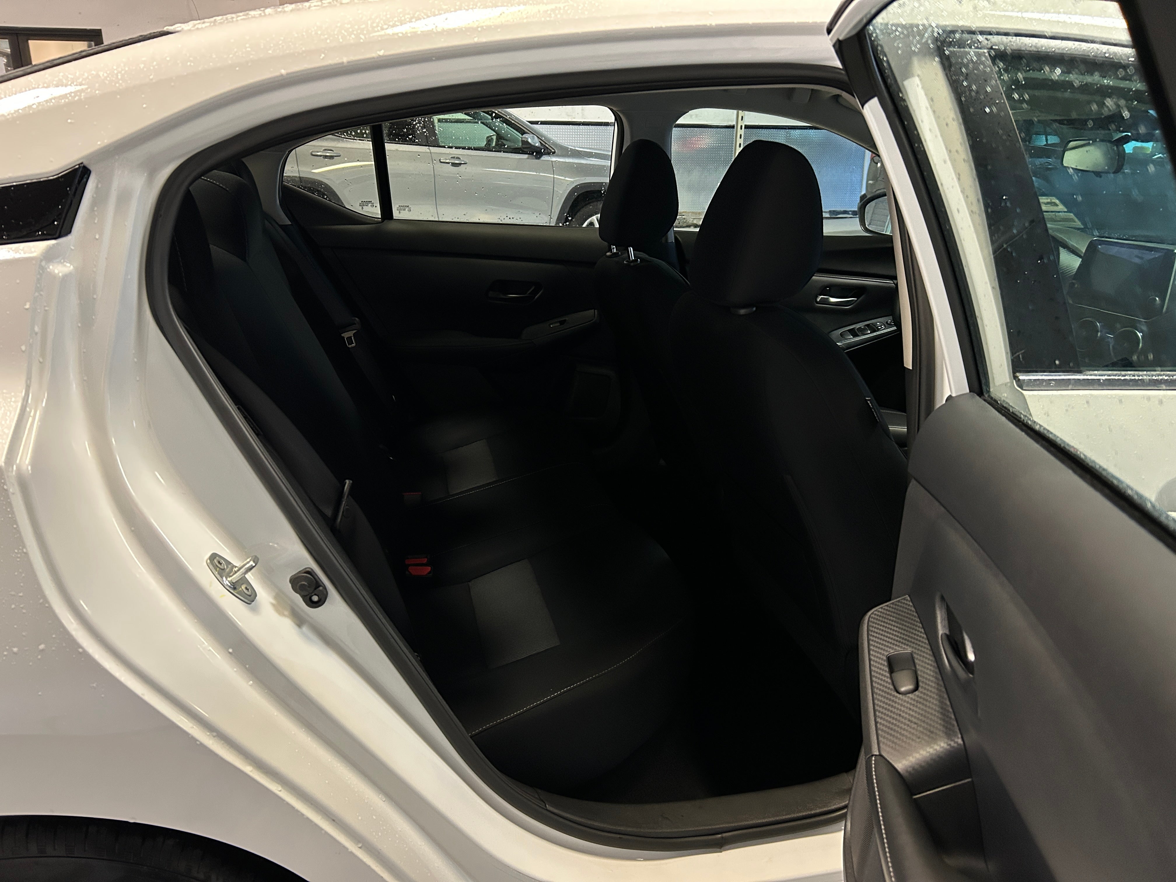 2024 Nissan Sentra SV 6