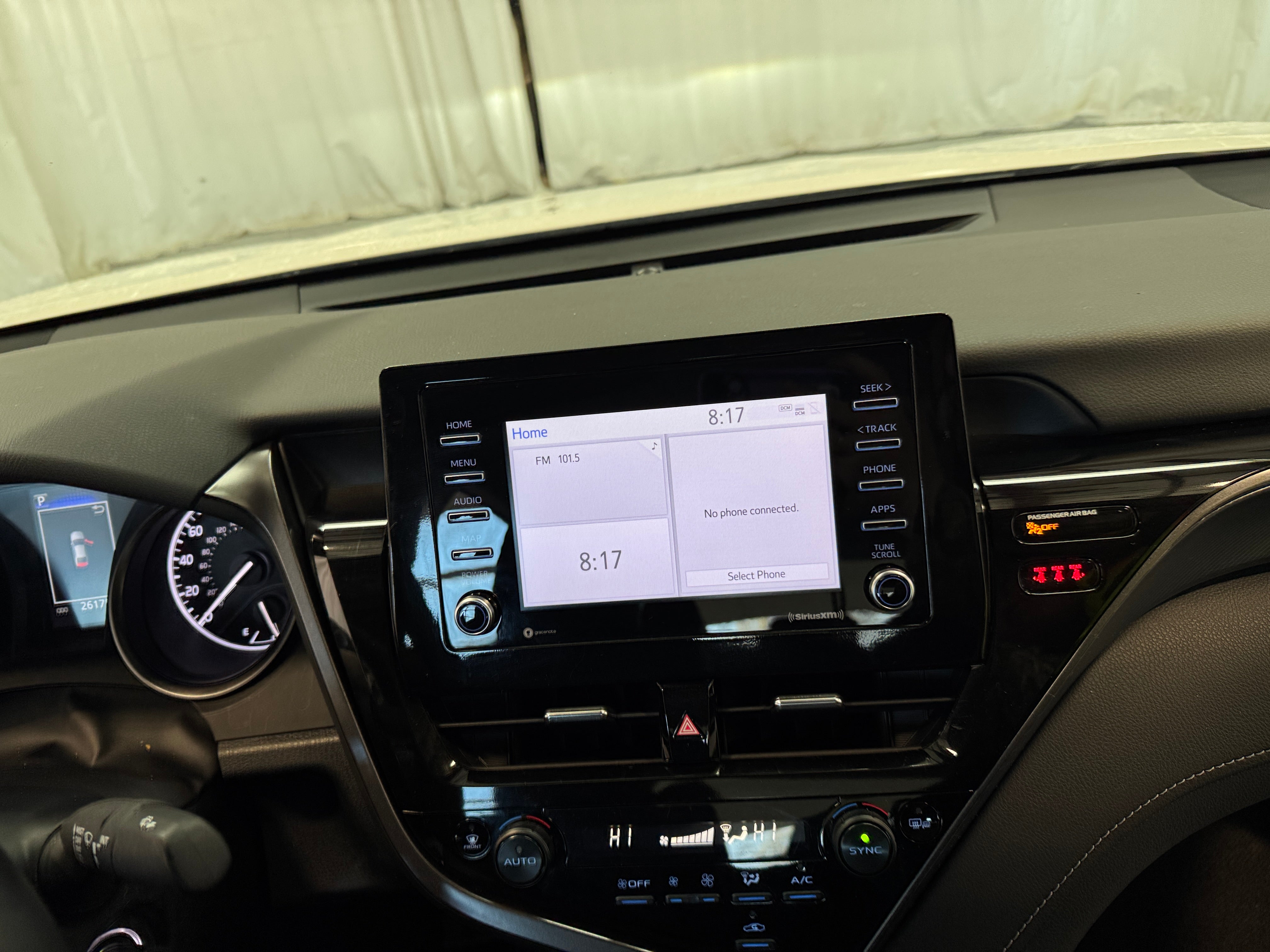 2024 Toyota Camry SE 4