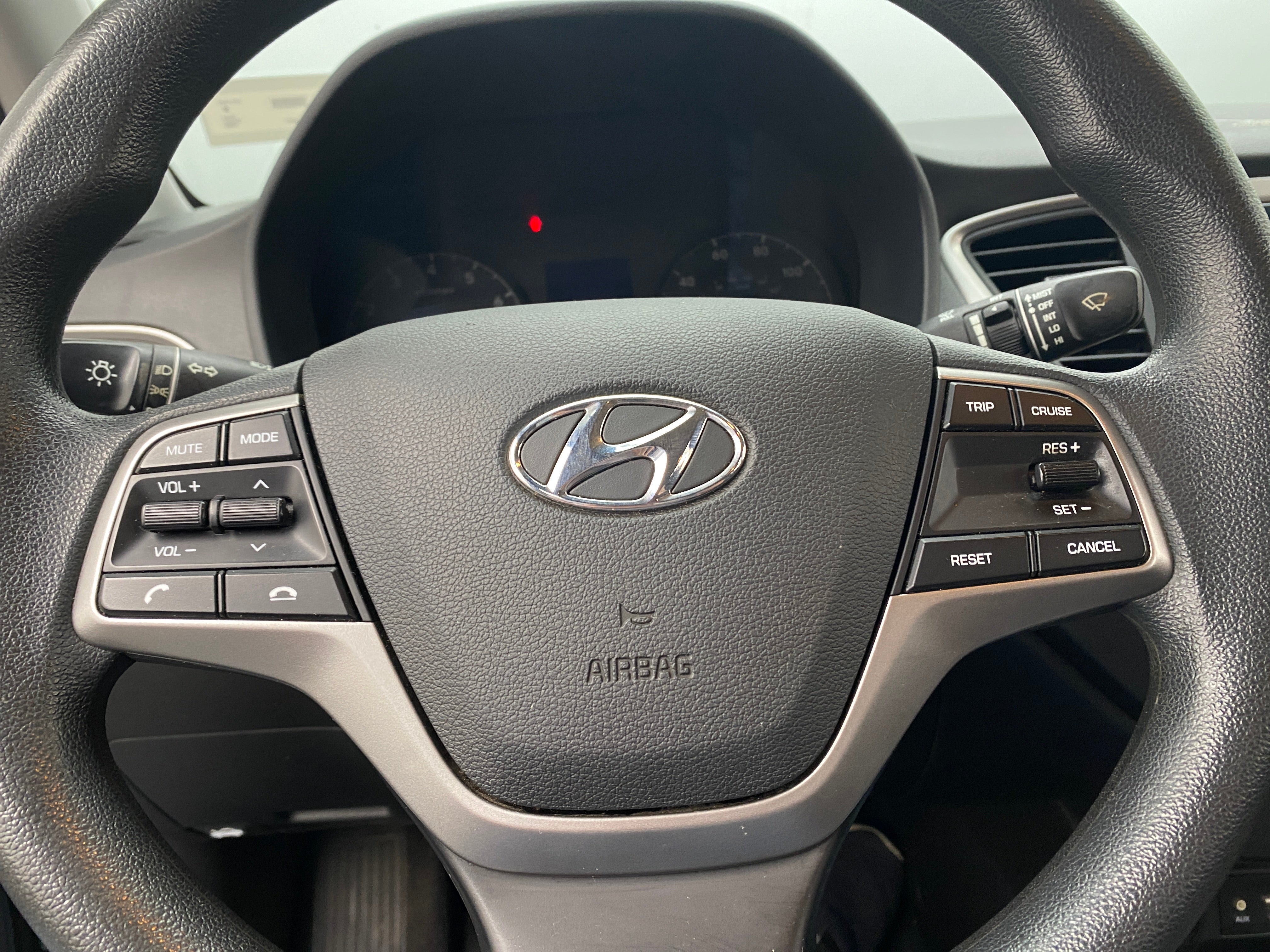 2020 Hyundai Accent SE 5