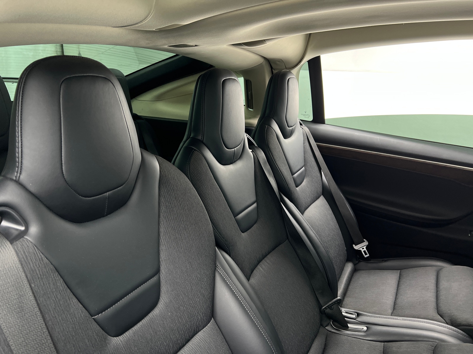 Thumbnail: 2016 Tesla Model X - 5