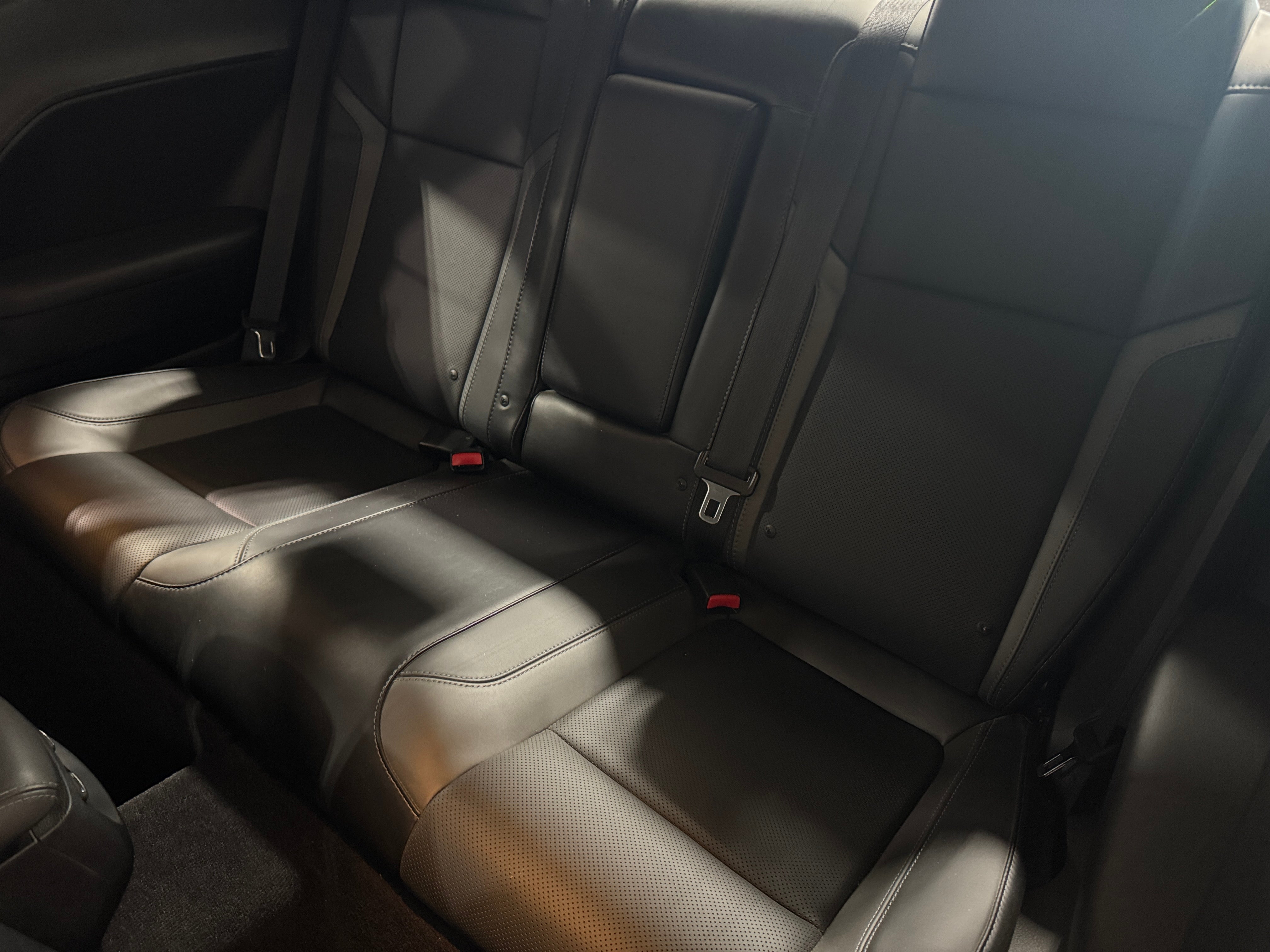 2016 Dodge Challenger R/T 4