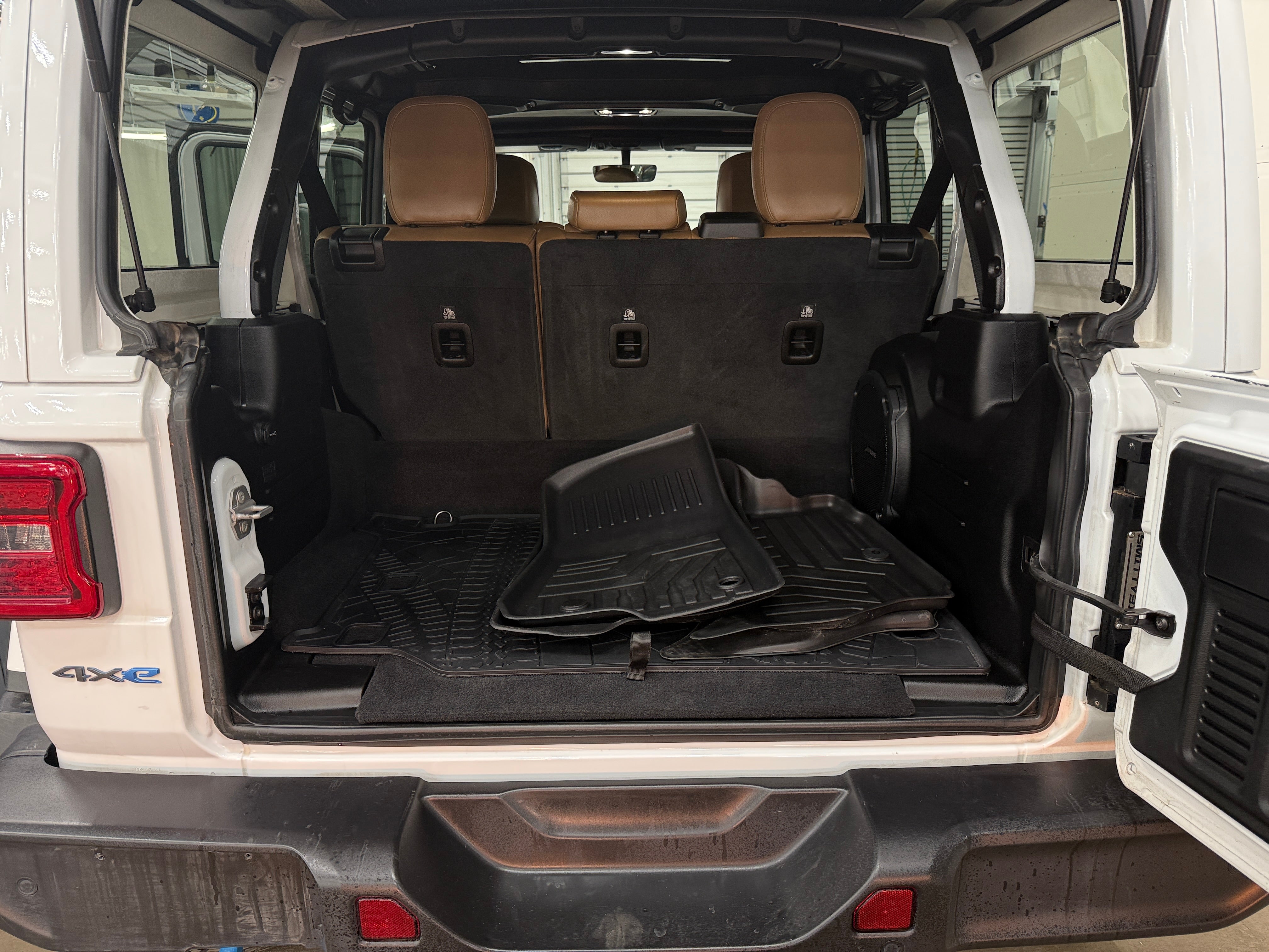 2021 Jeep Wrangler Unlimited Rubicon 4xe 6