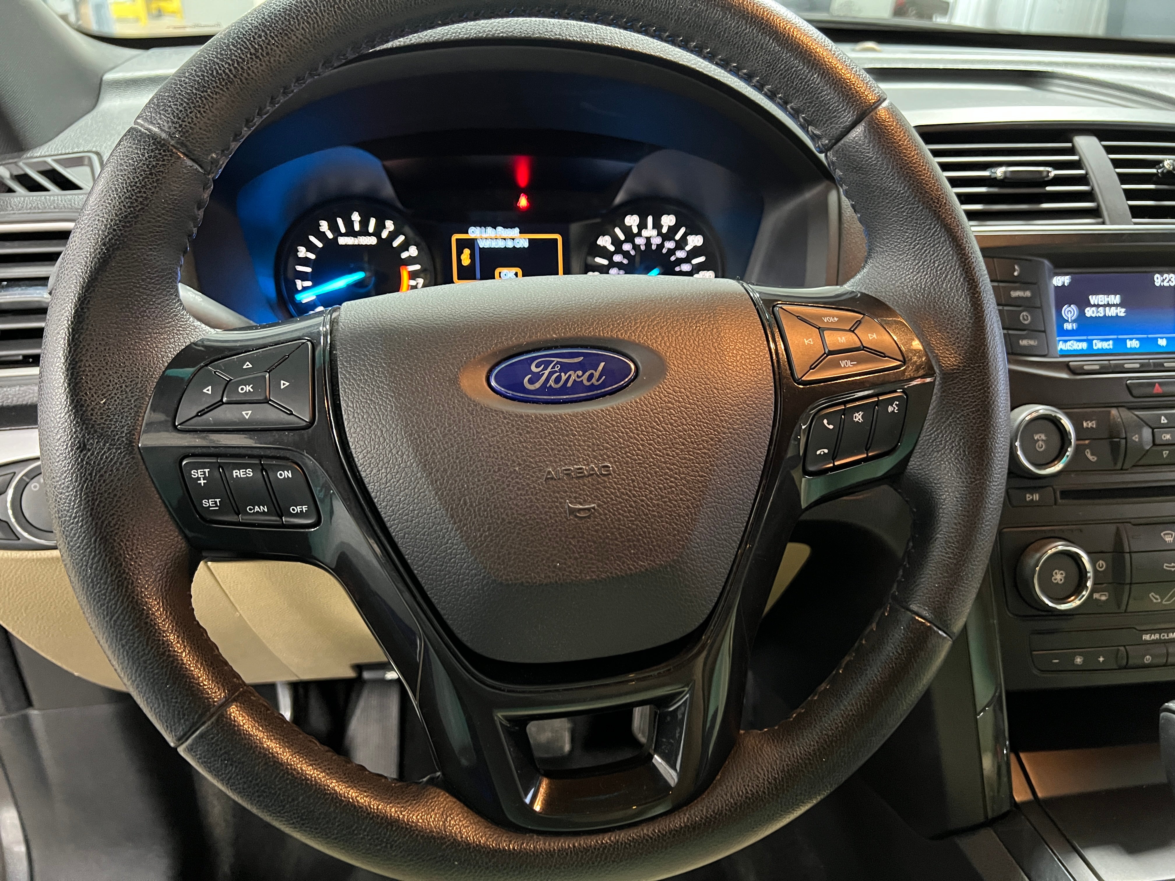 2017 Ford Explorer XLT 5
