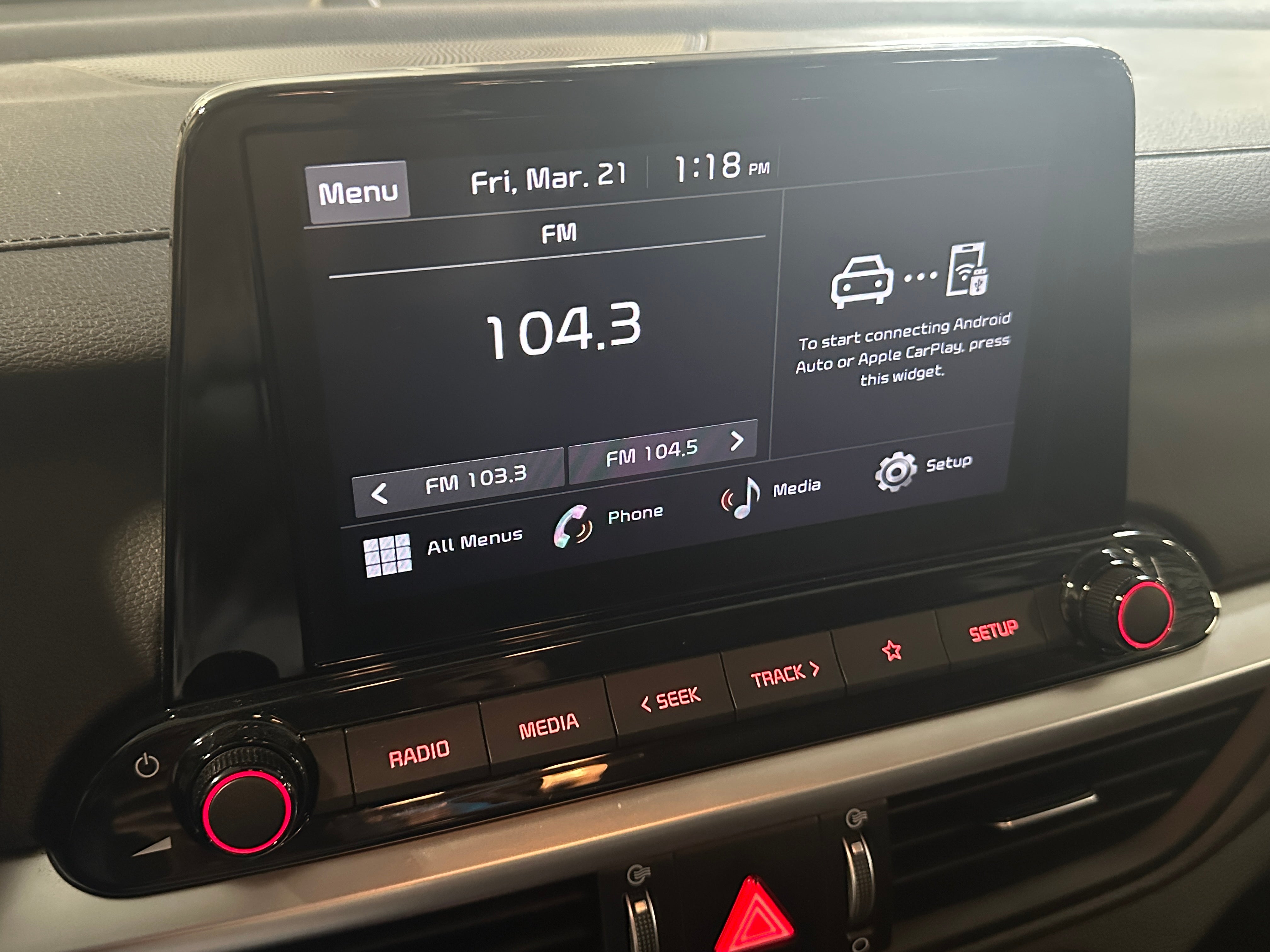 2024 Kia Forte LXS 4