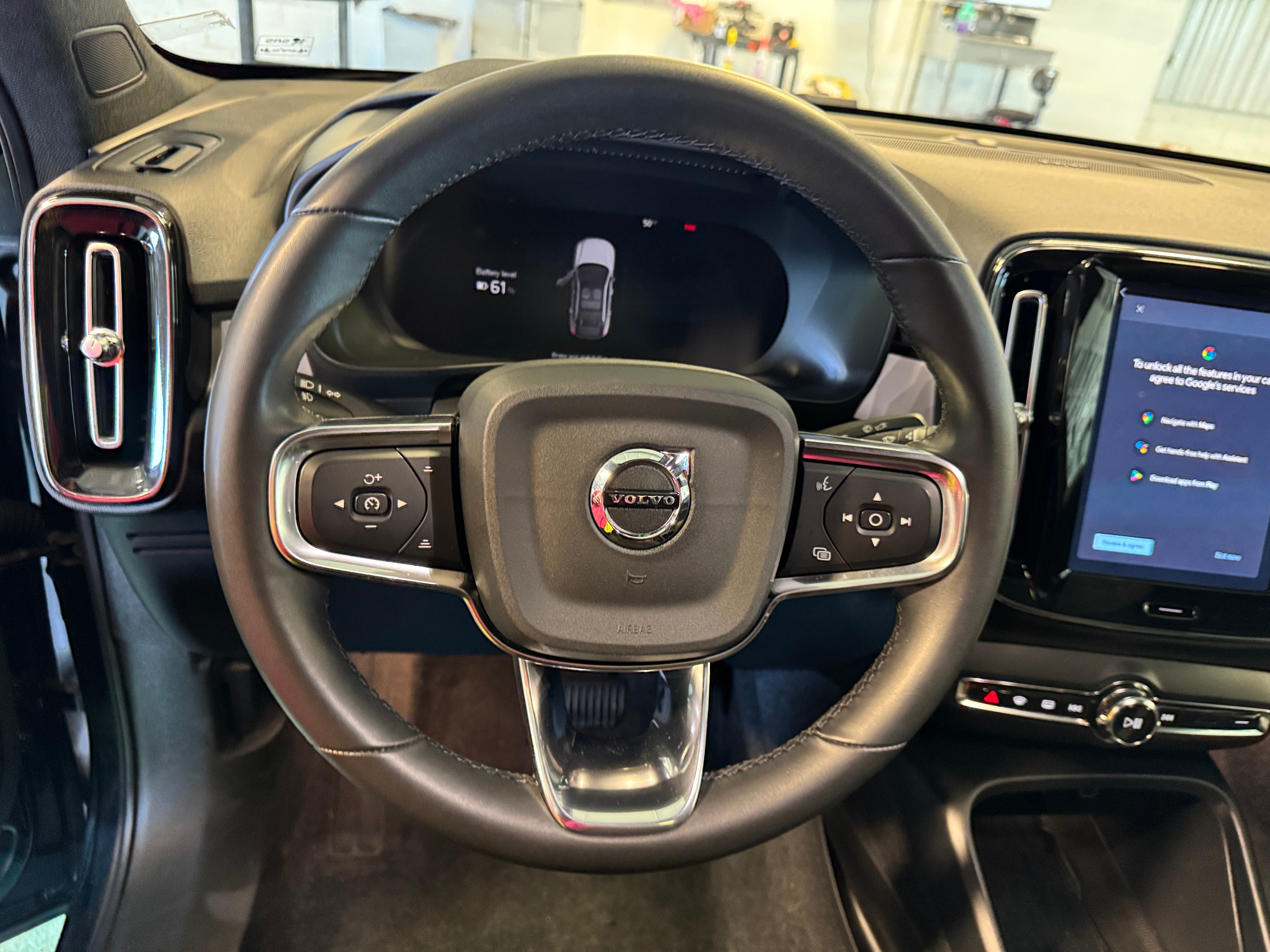 2023 Volvo C40 Ultimate 4