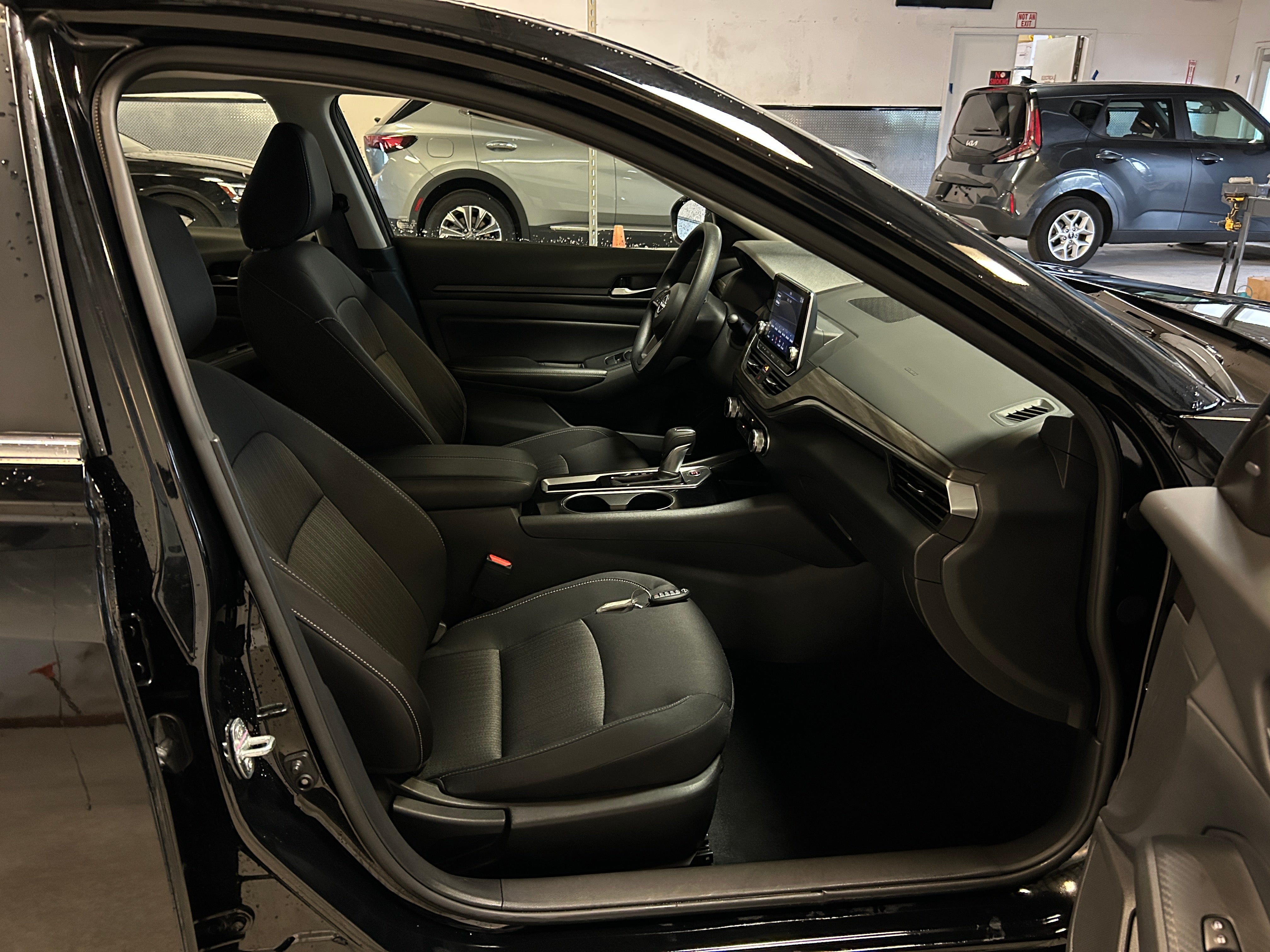 2024 Nissan Altima SV 2