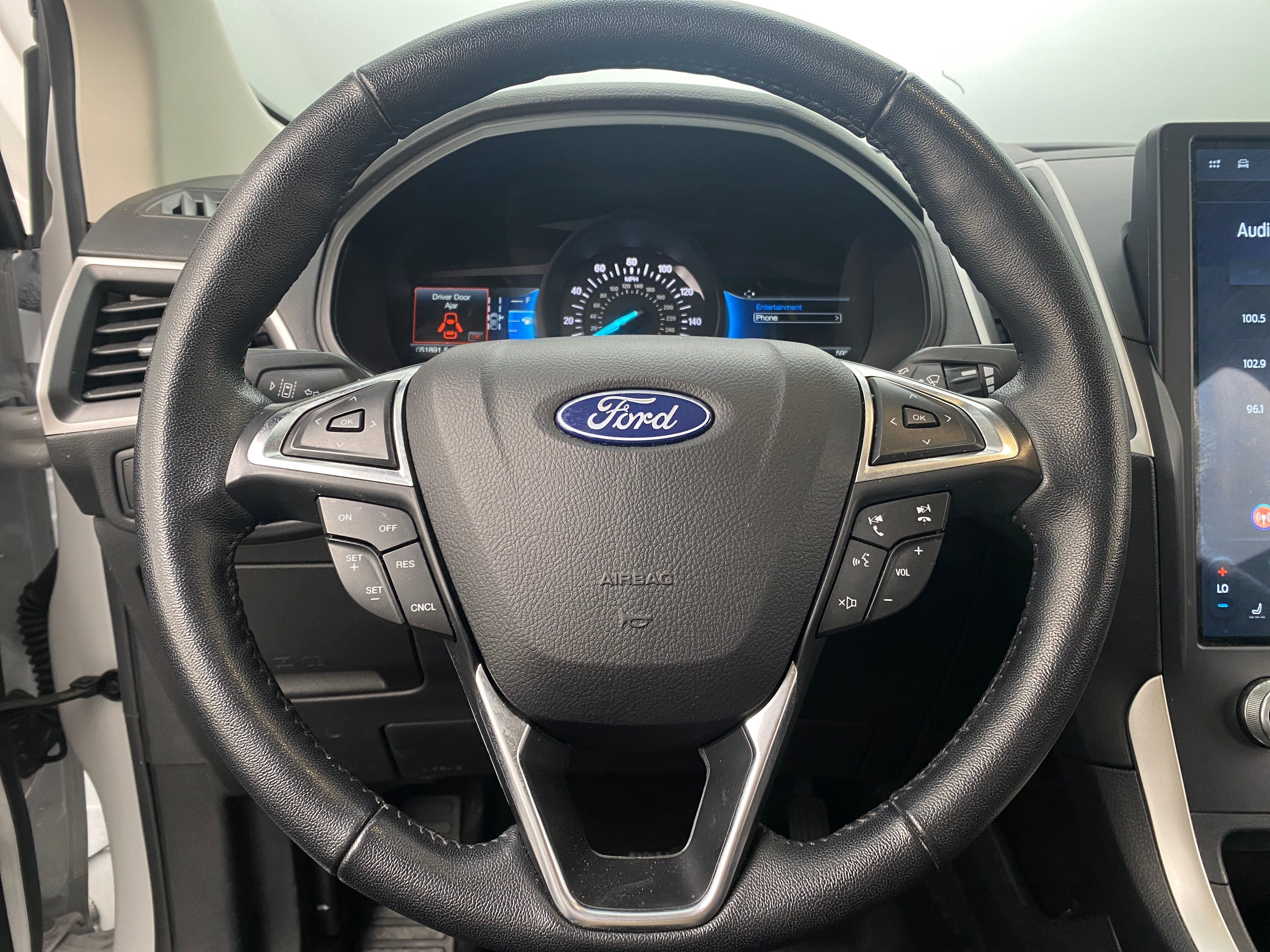 2023 Ford Edge SEL 5