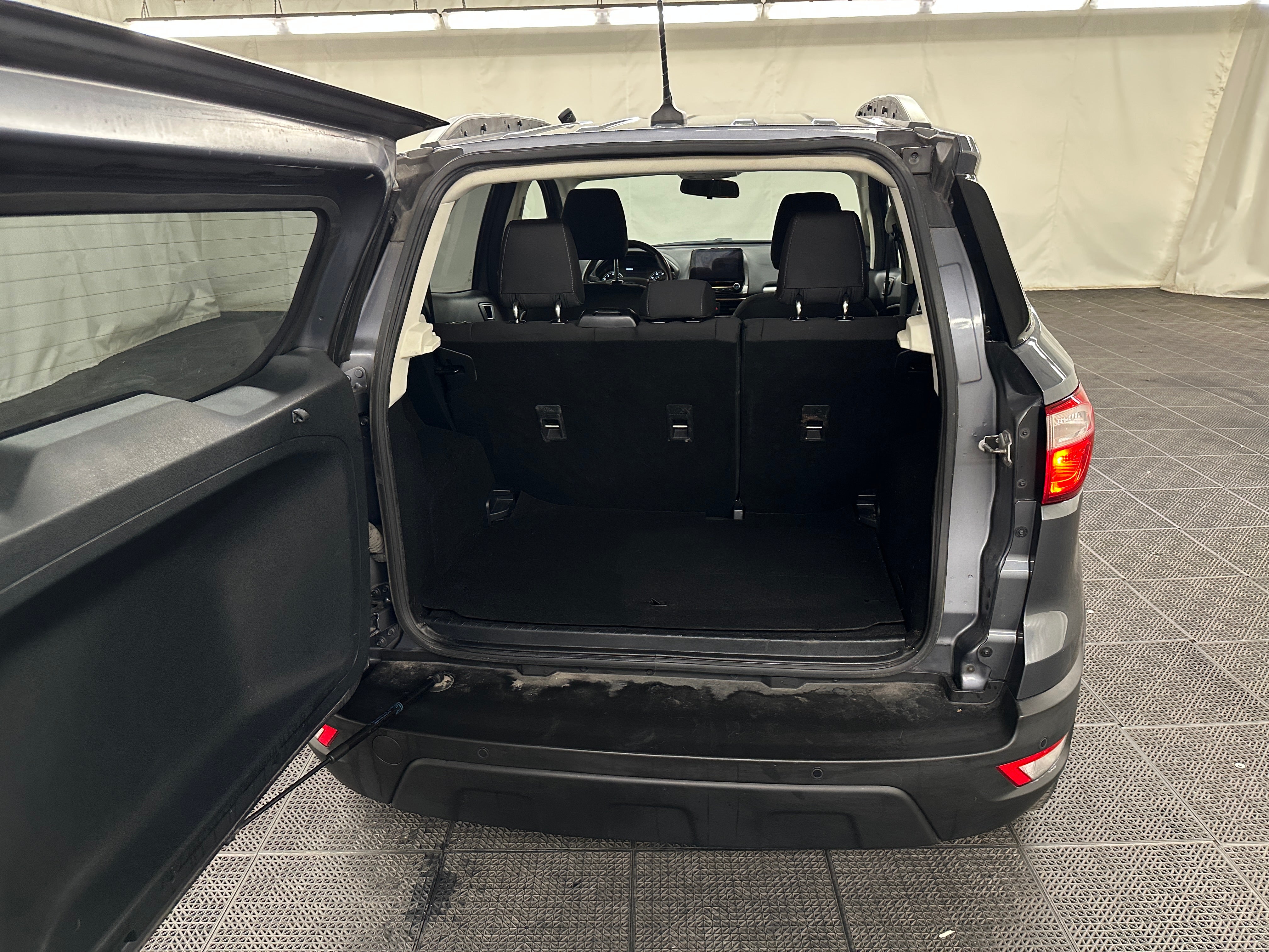 2019 Ford EcoSport SE 7