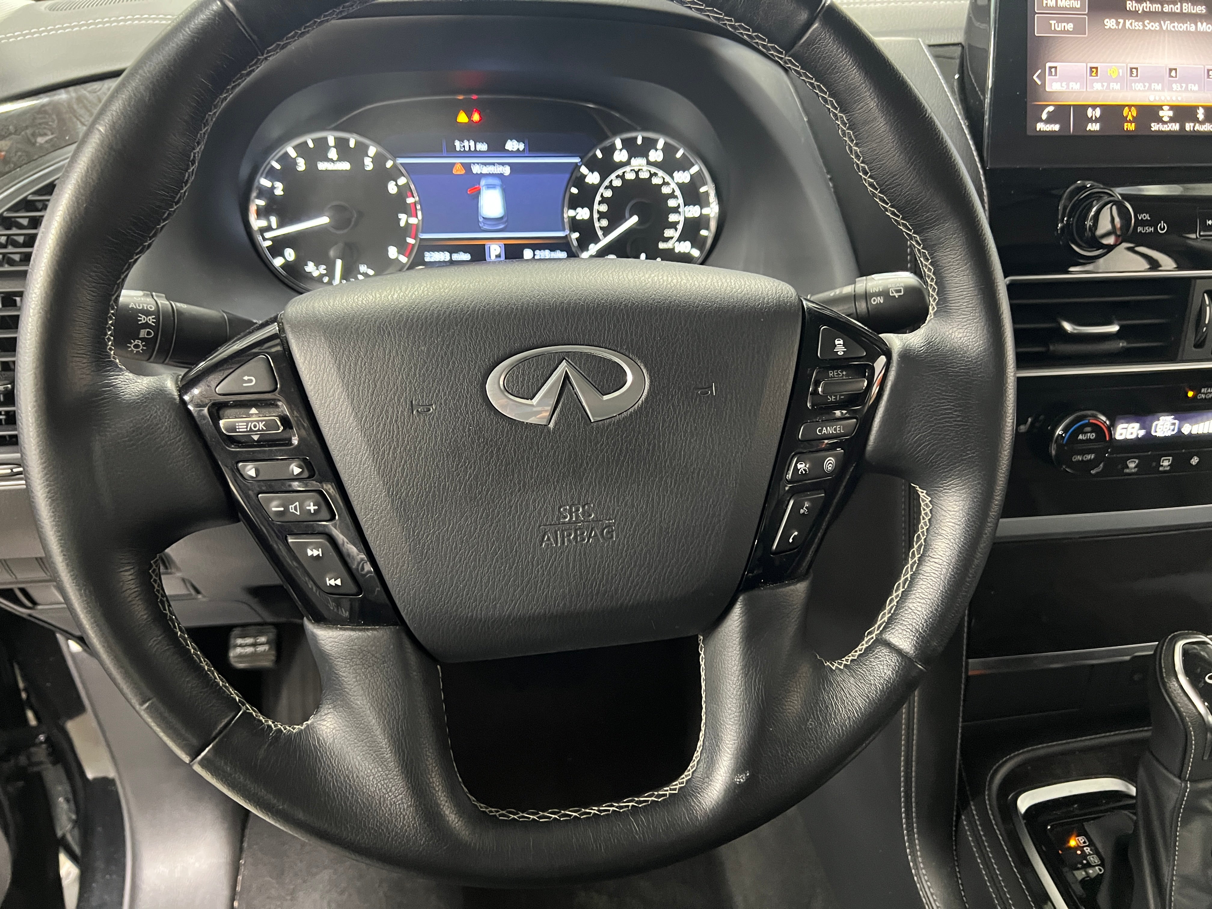 2022 INFINITI QX80 Luxe 4