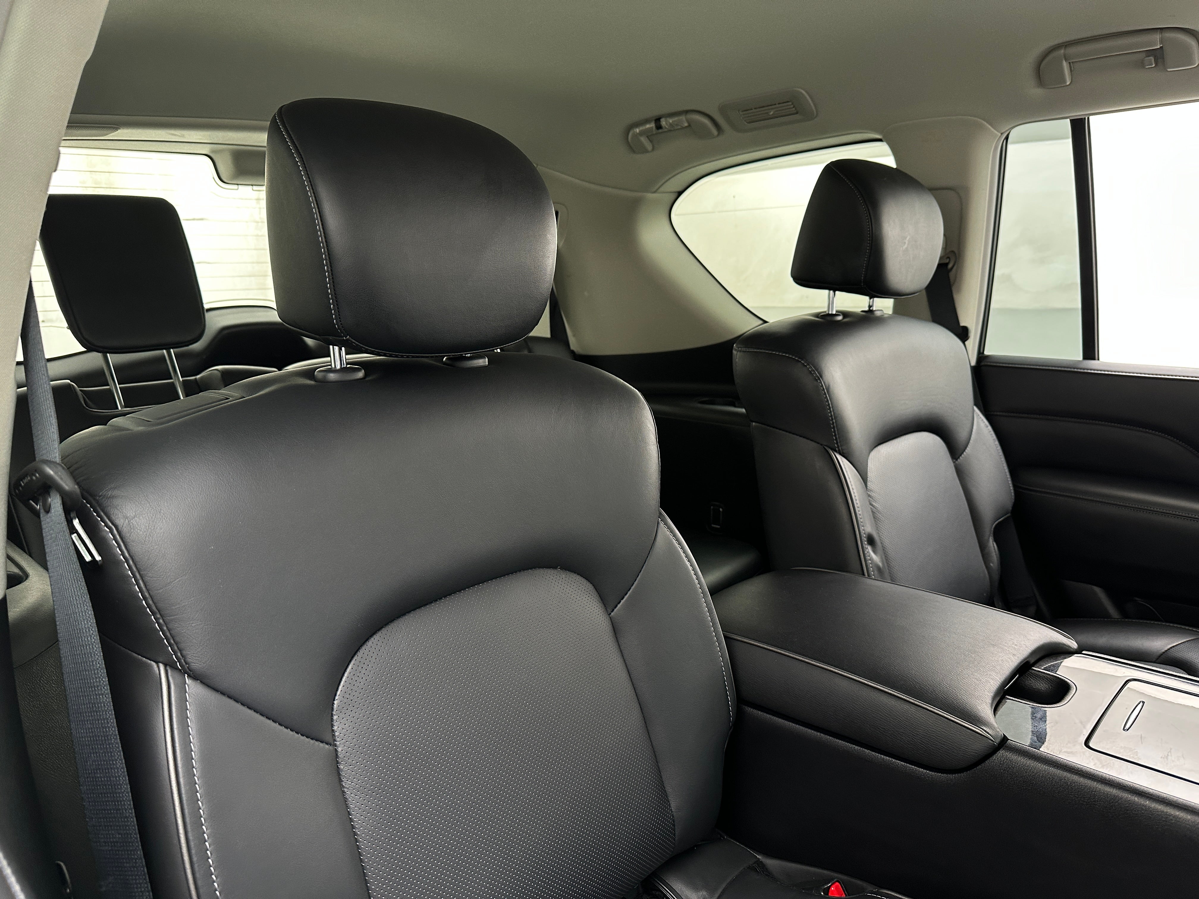 2024 INFINITI QX80 Luxe 5