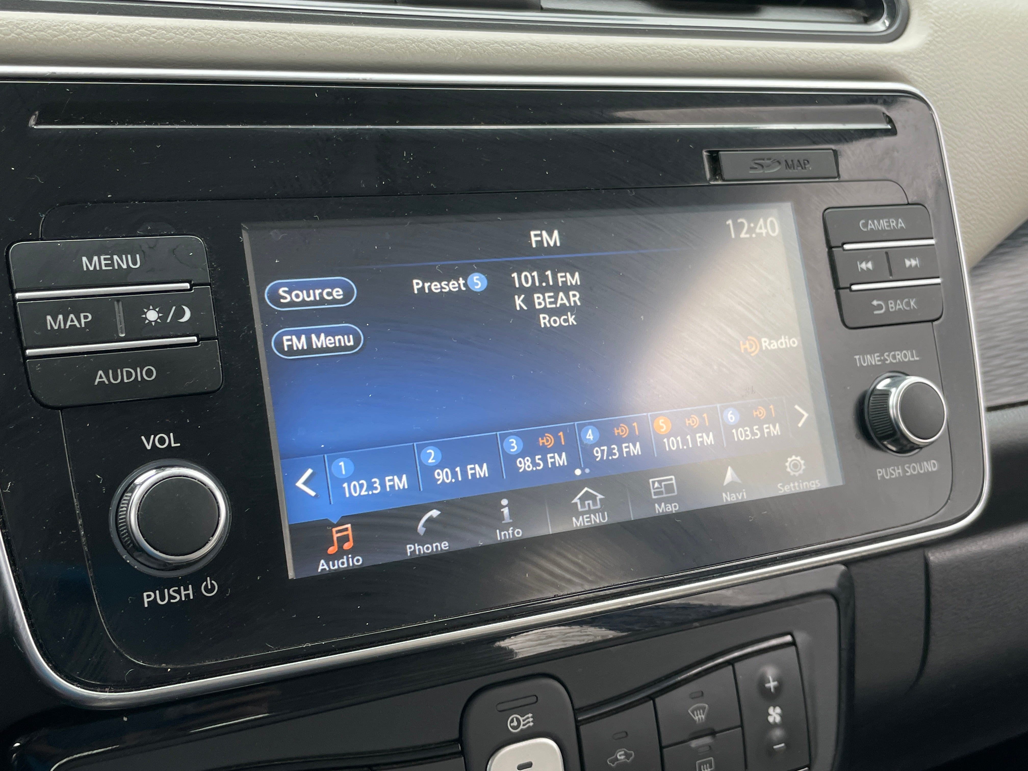 2019 Nissan Leaf SL 3